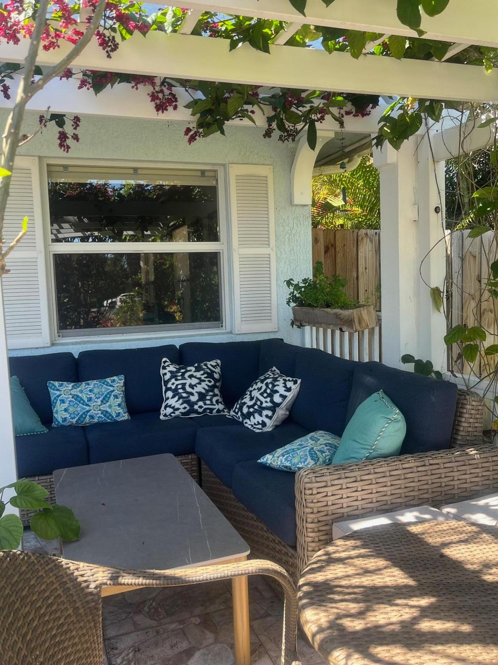 Photo of 530 NE 3rd Avenue, Delray Beach, FL 33444 (MLS # R11167102)