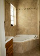 22-42-41, N 249 FT OF S 2 - Residential Lease