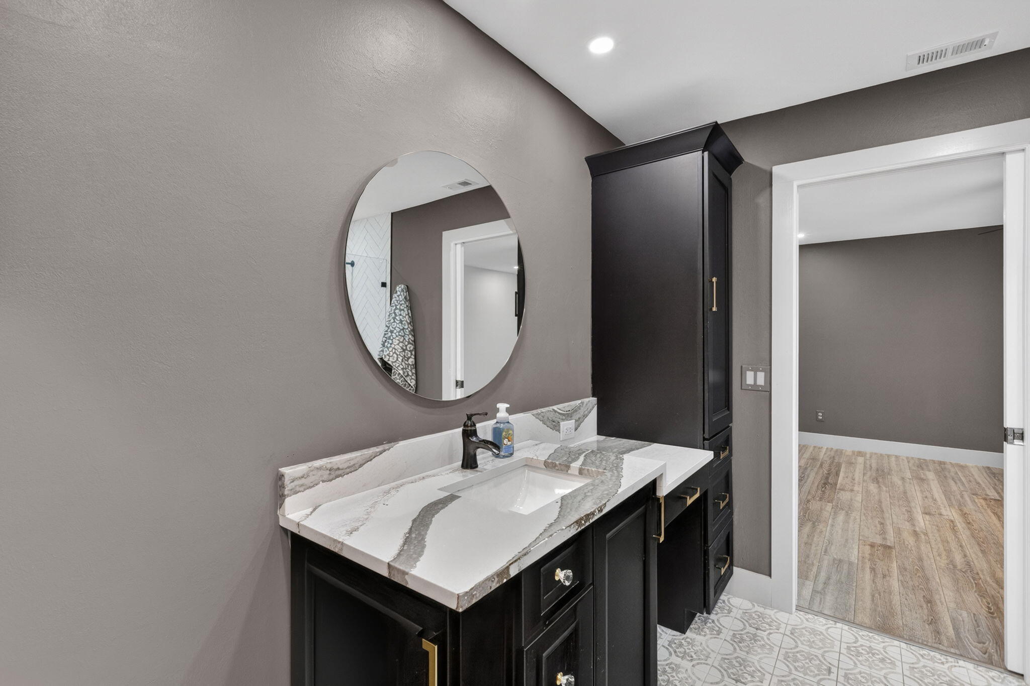 Unit 15 - Residential