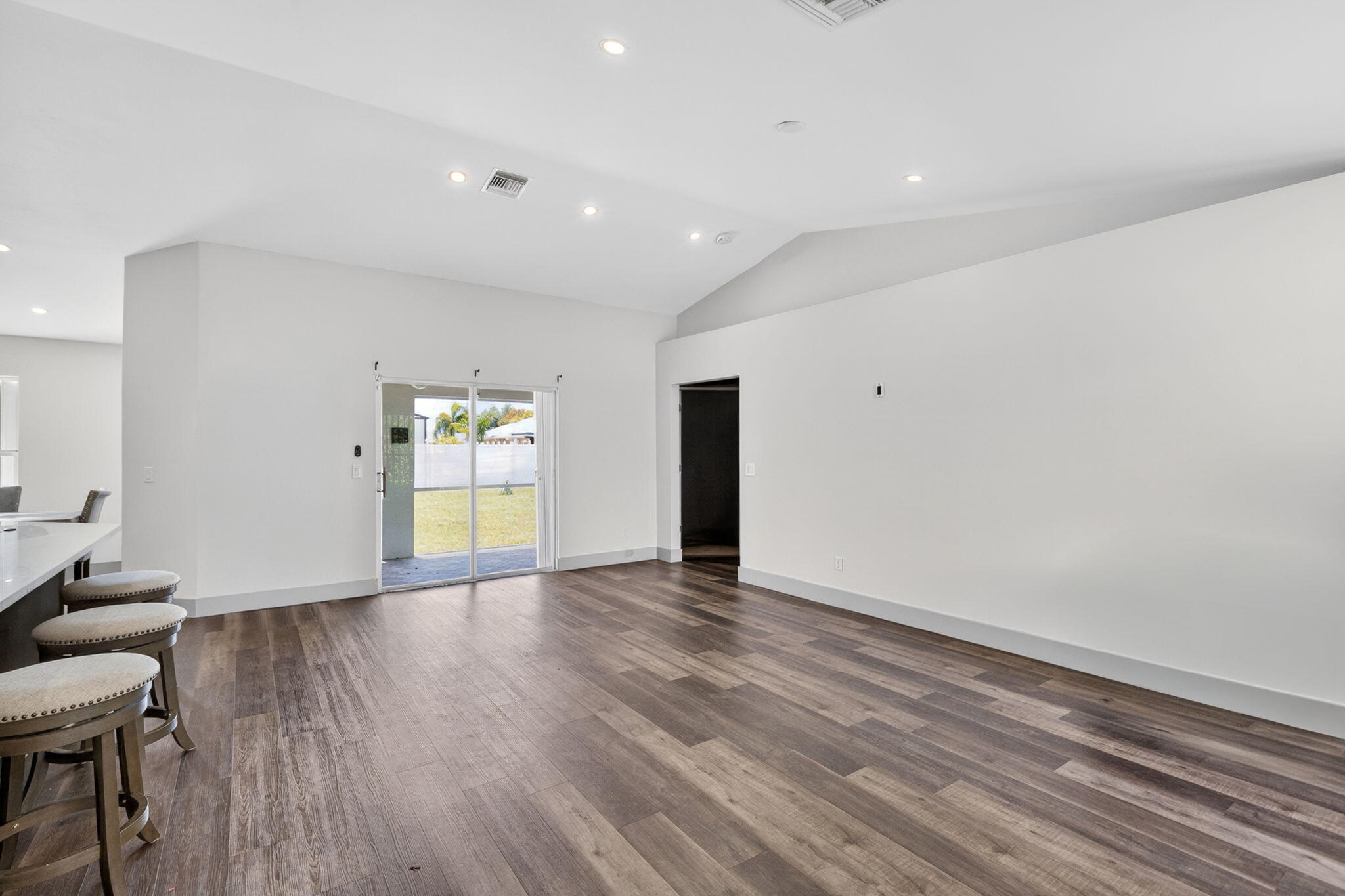 Unit 15 - Residential