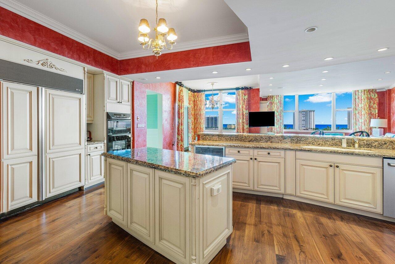 MIZNER GRAND - Residential