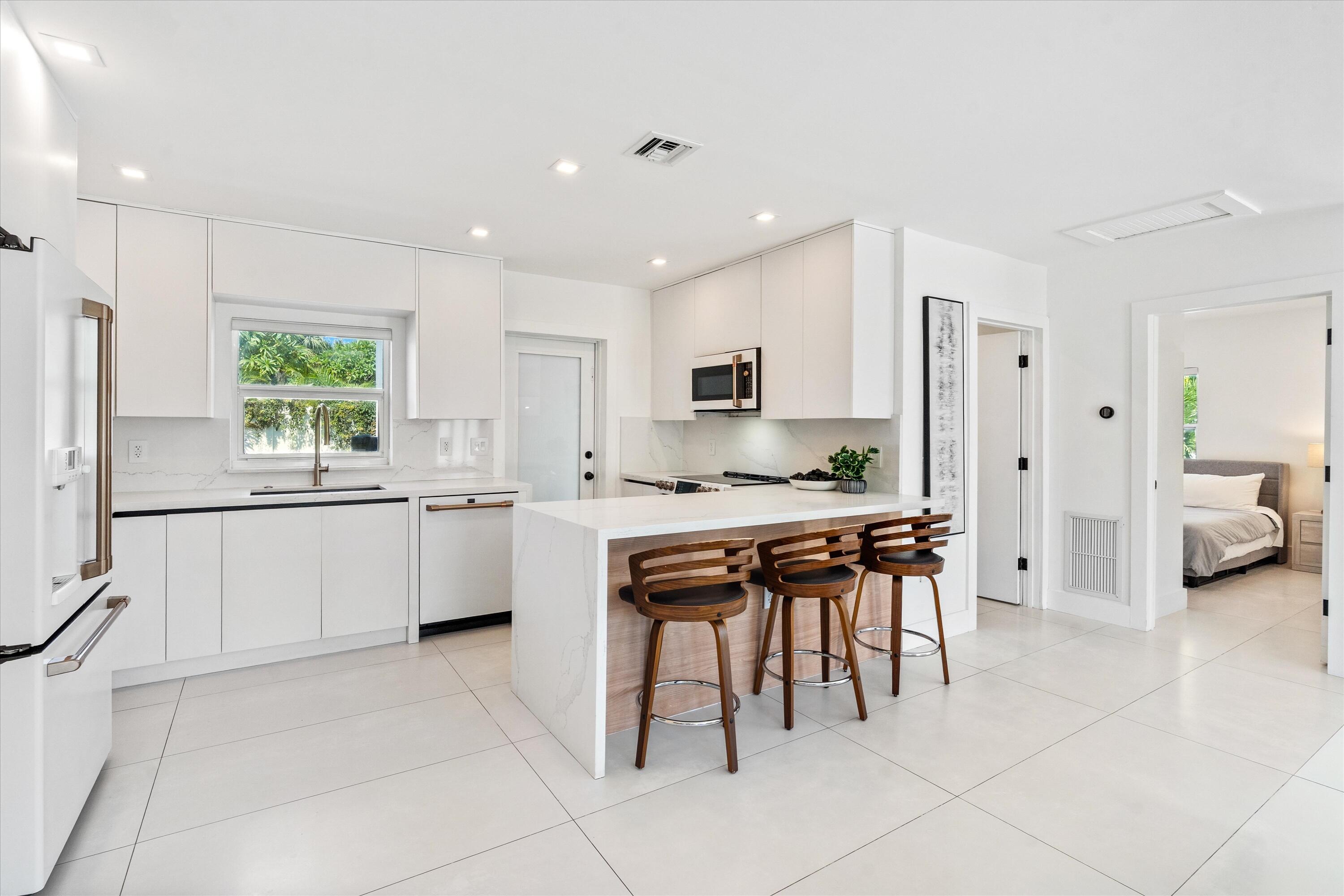 209 NE 27th Drive