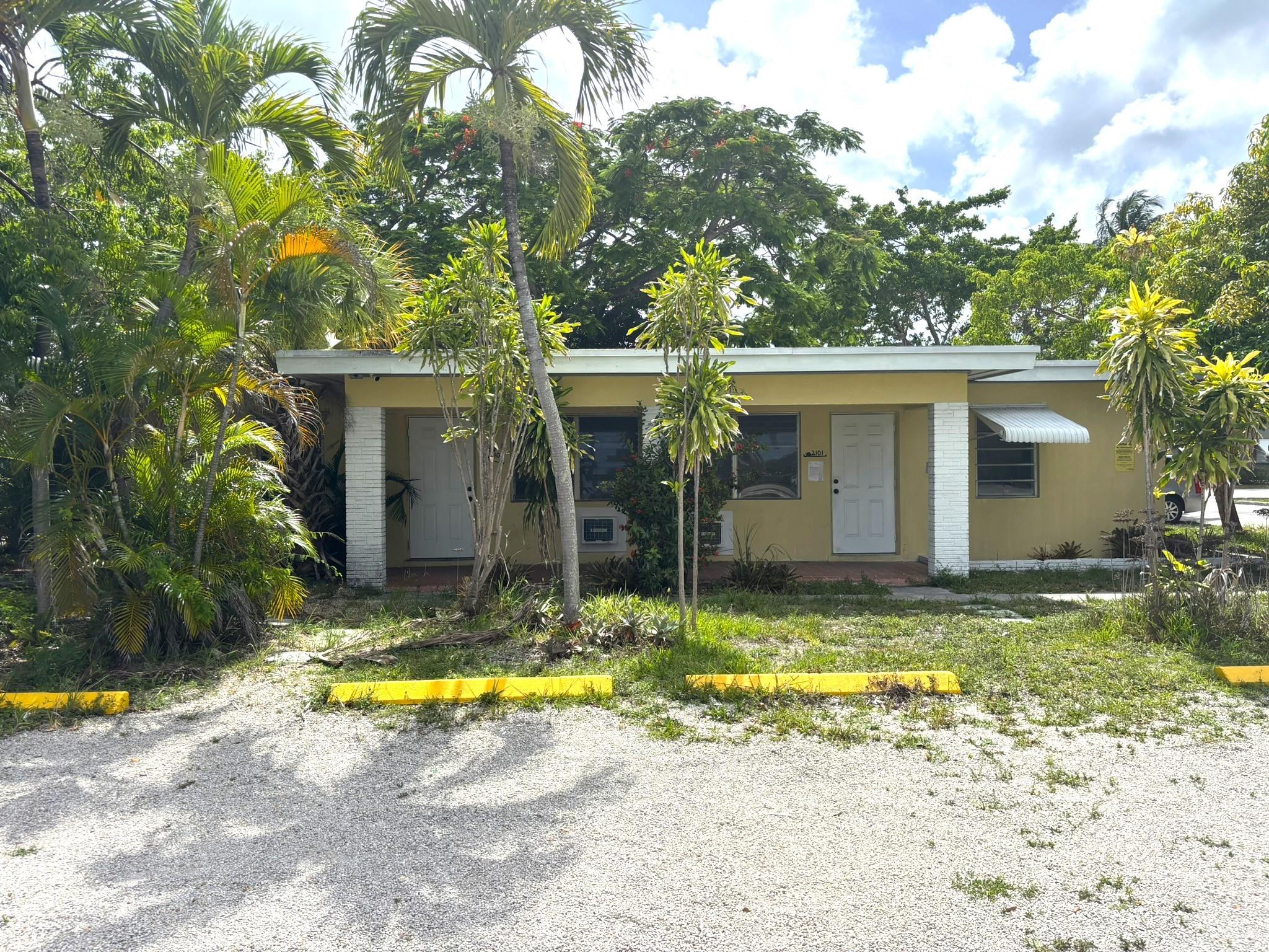 2101 SE 4th Ave