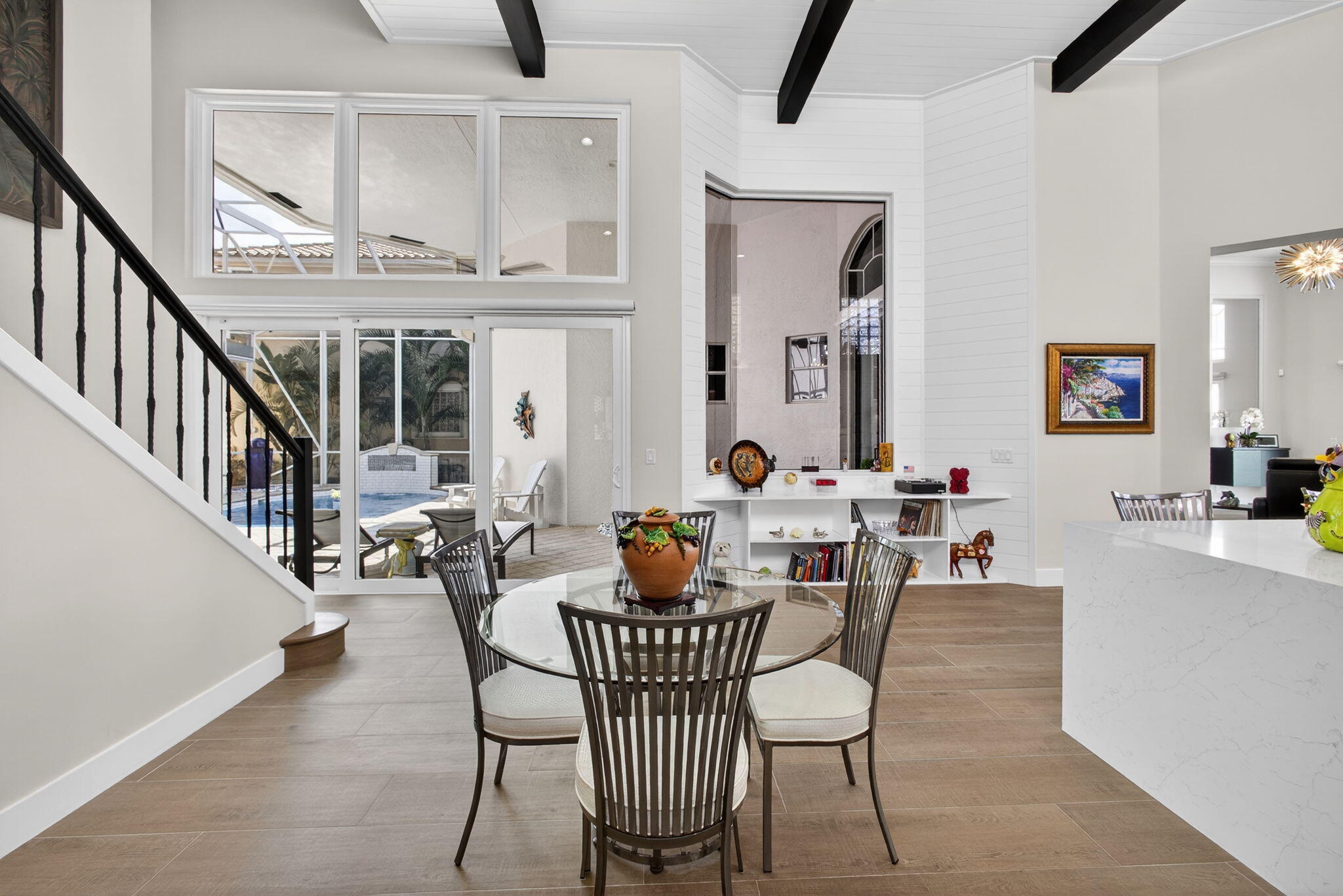 GRAND CAY - Residential