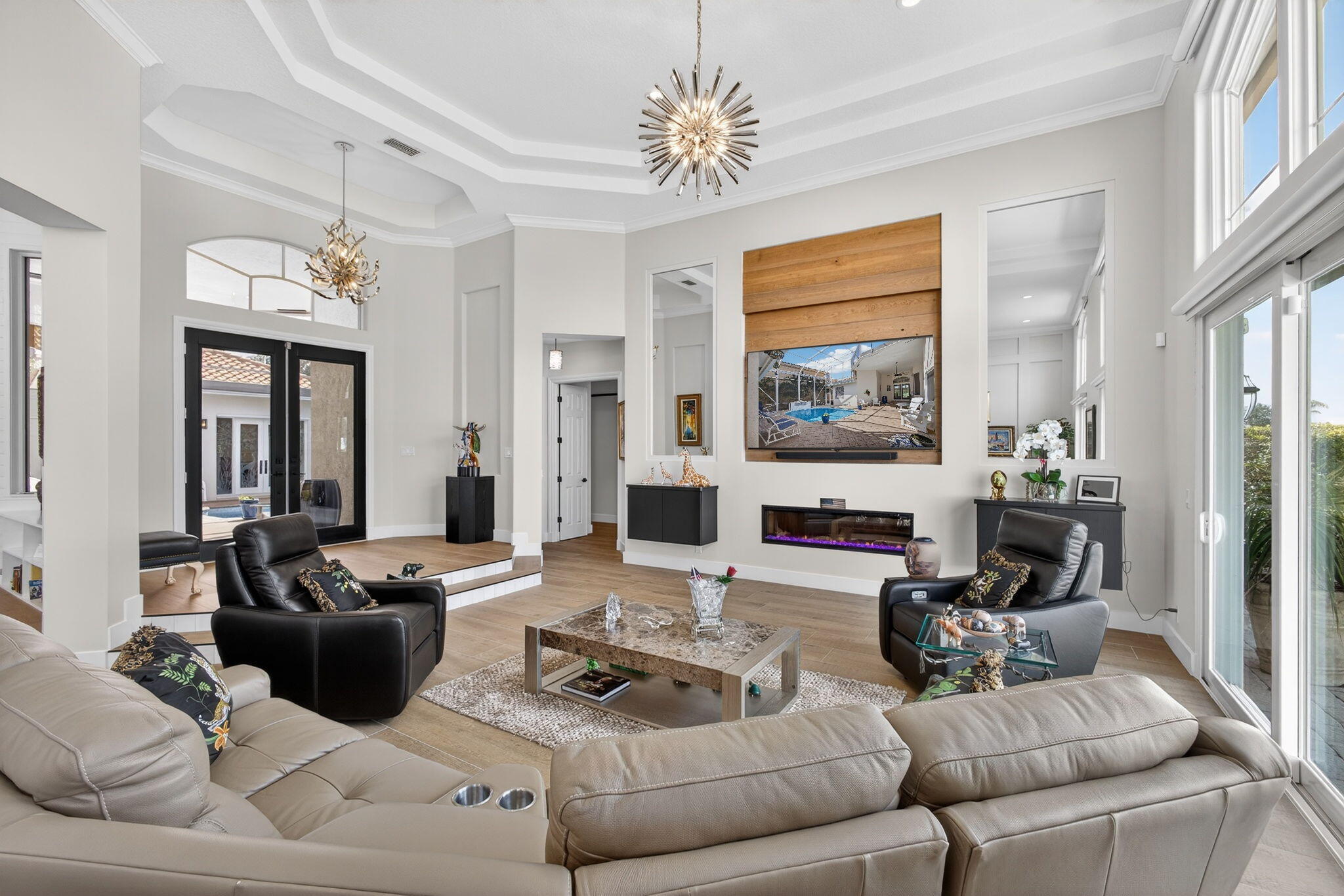 GRAND CAY - Residential