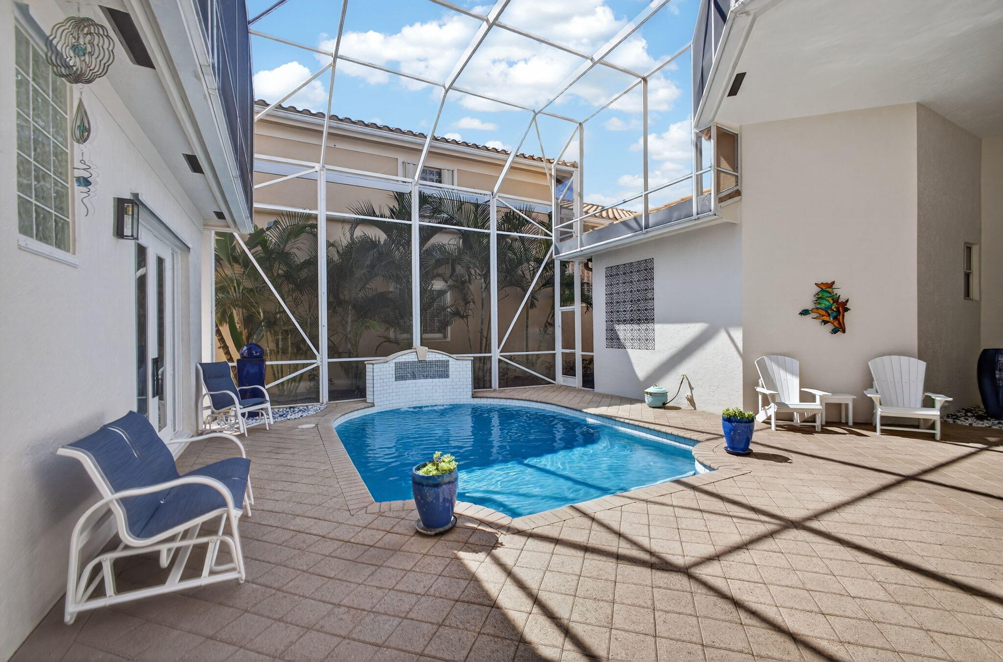 GRAND CAY - Residential