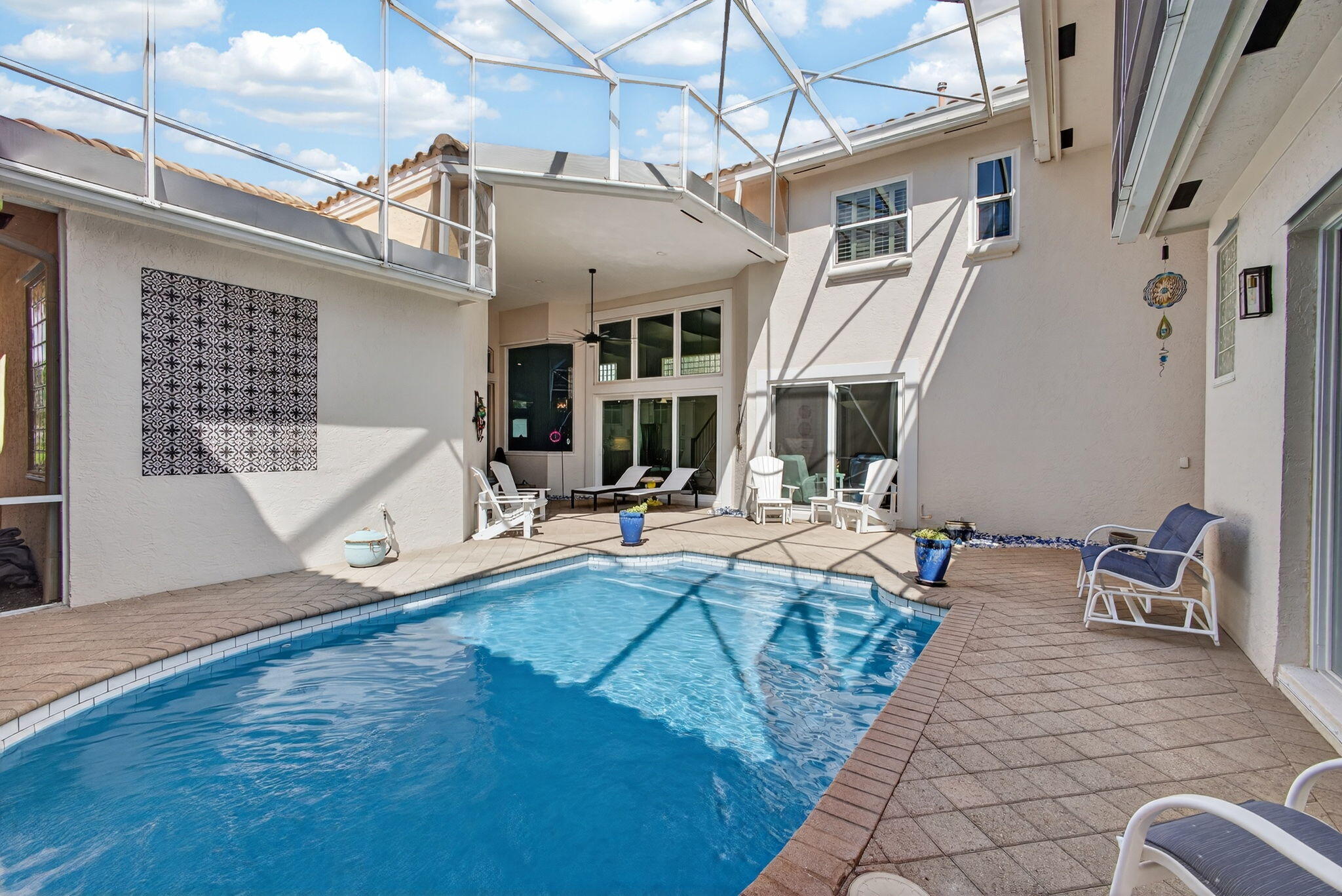 GRAND CAY - Residential