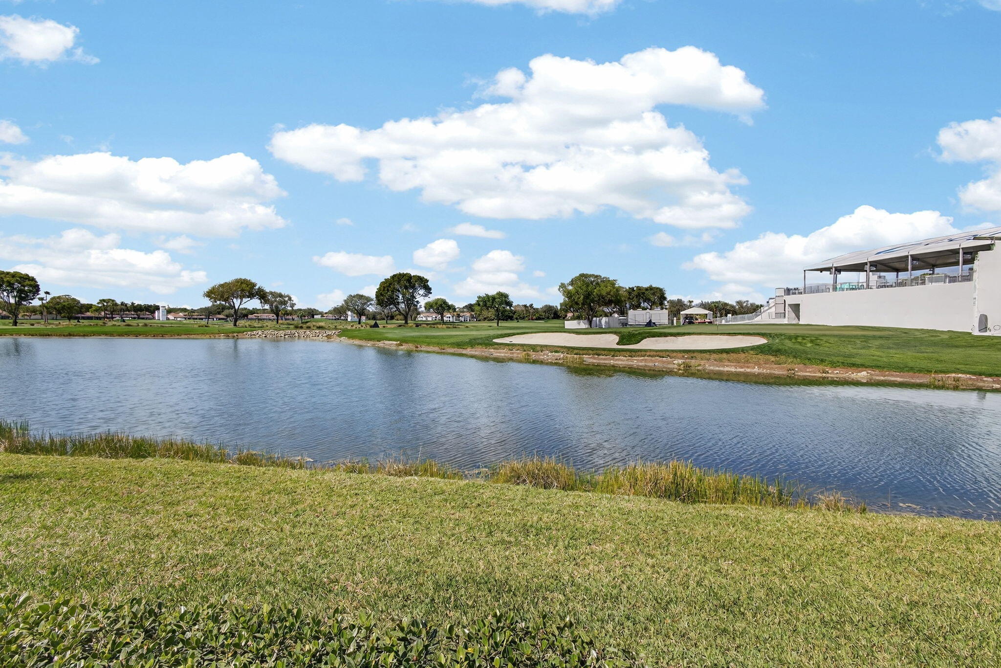 GRAND CAY - Residential