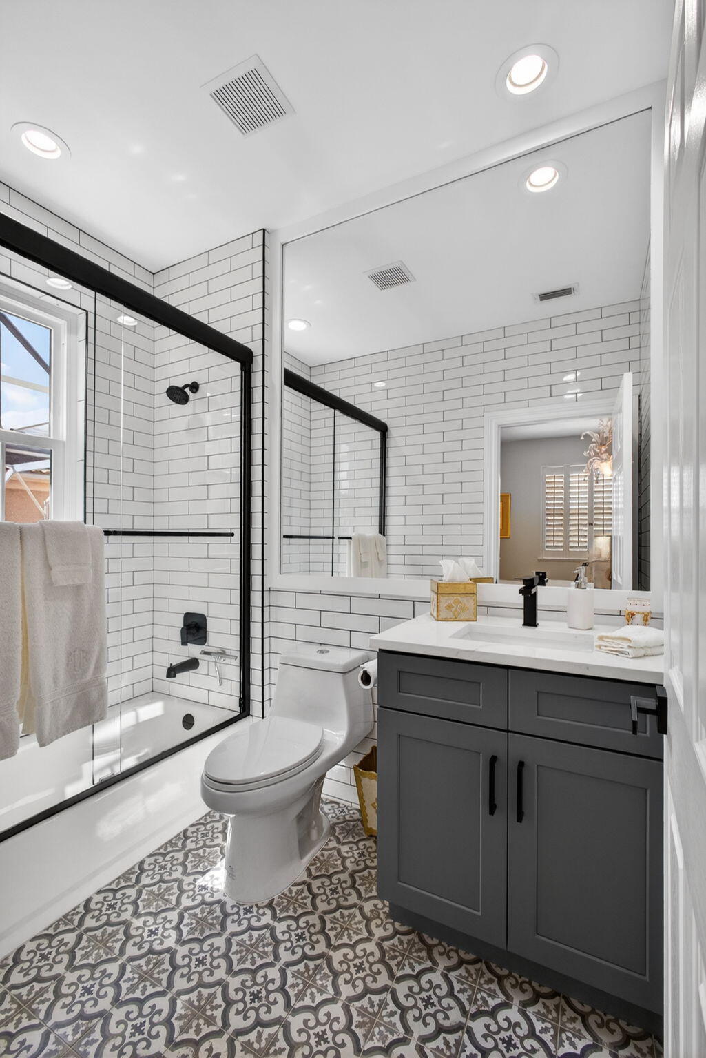 GRAND CAY - Residential