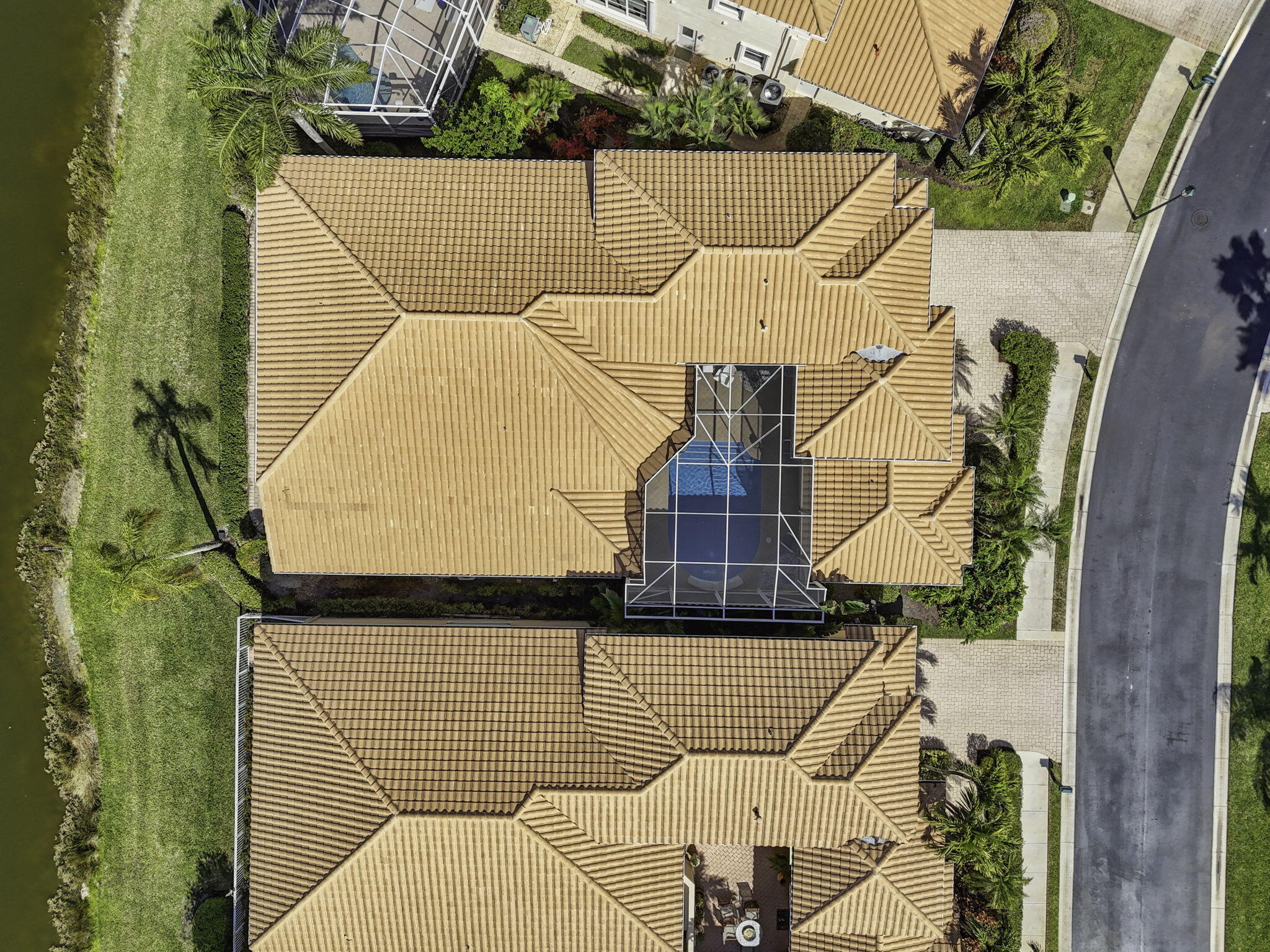 GRAND CAY - Residential