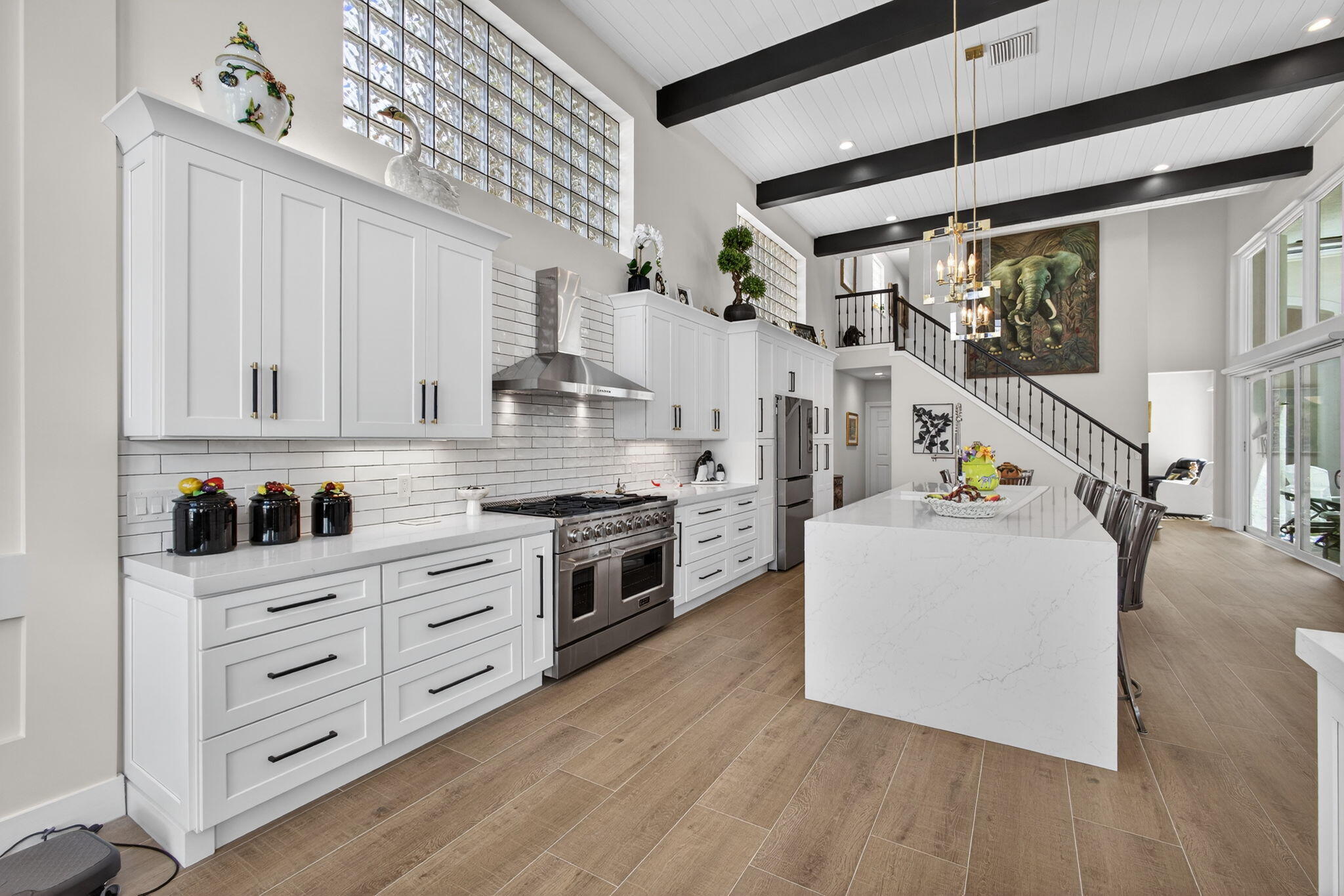 GRAND CAY - Residential