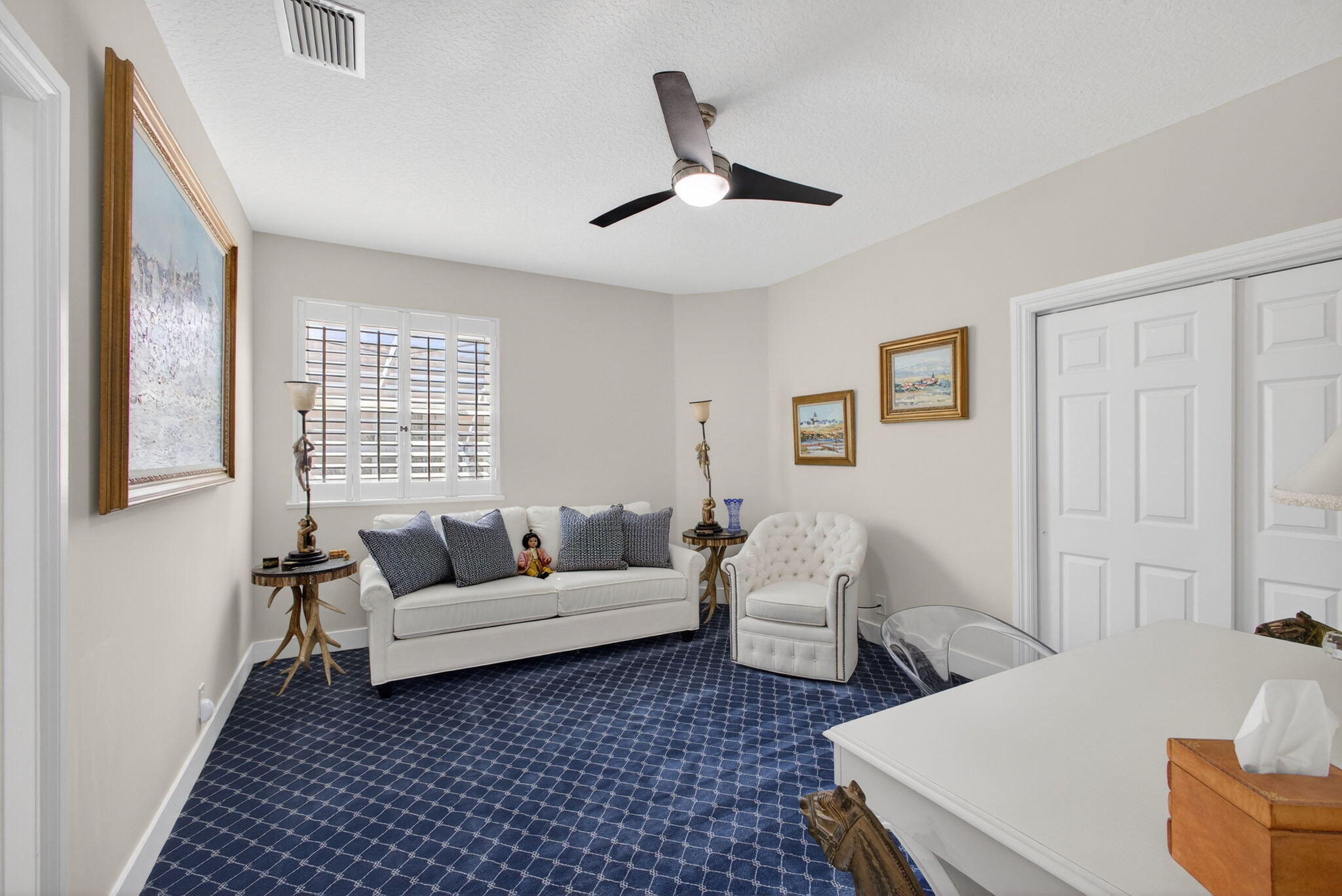 GRAND CAY - Residential