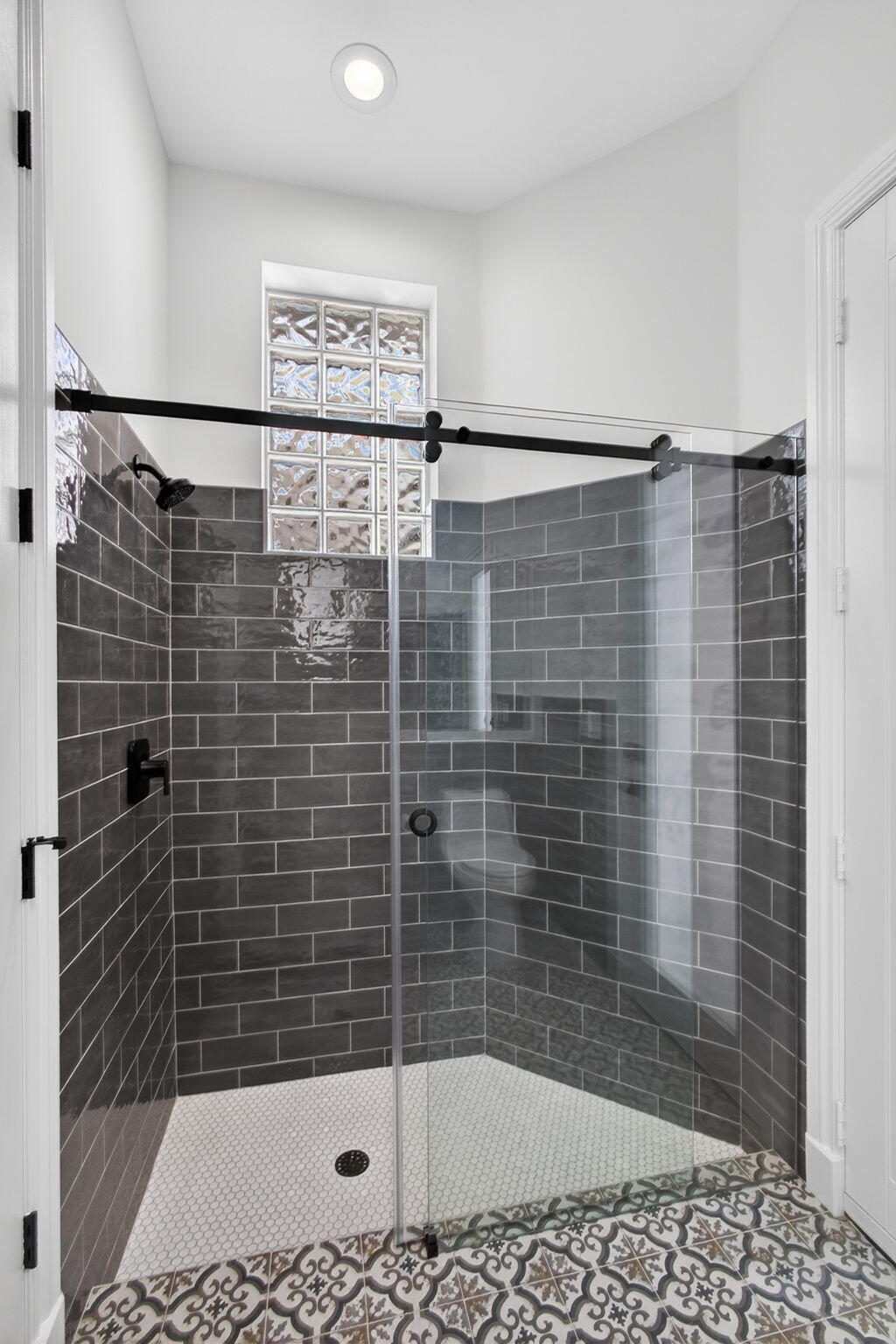 GRAND CAY - Residential