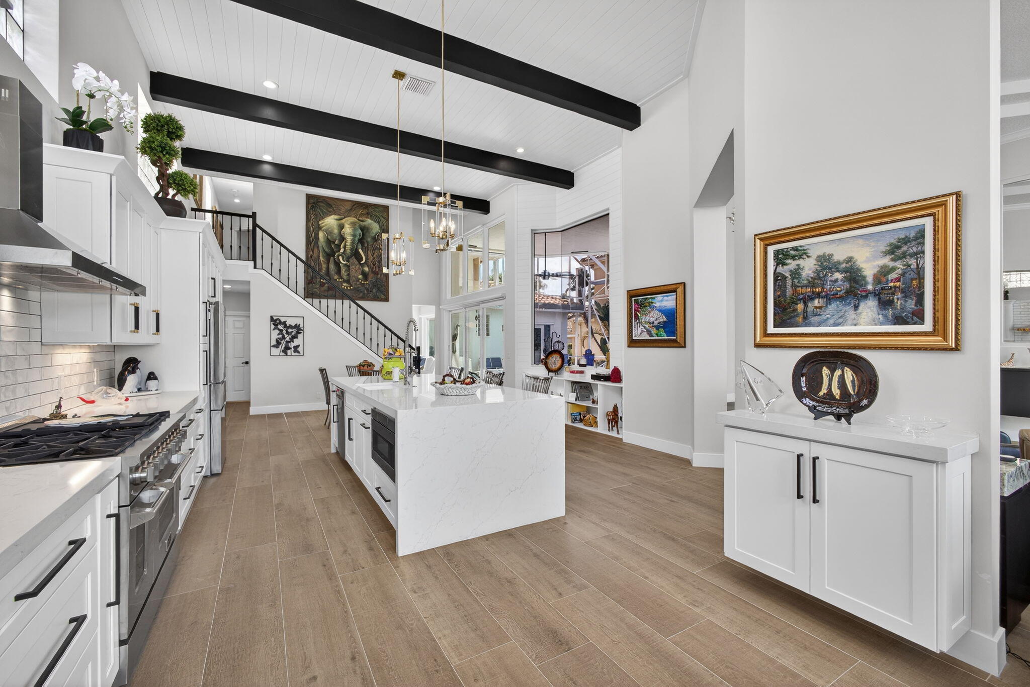 GRAND CAY - Residential