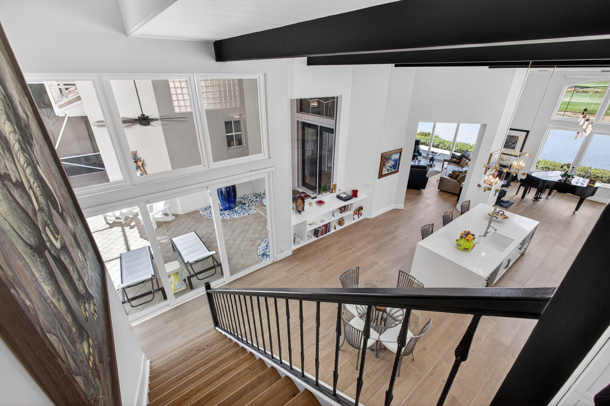 GRAND CAY - Residential