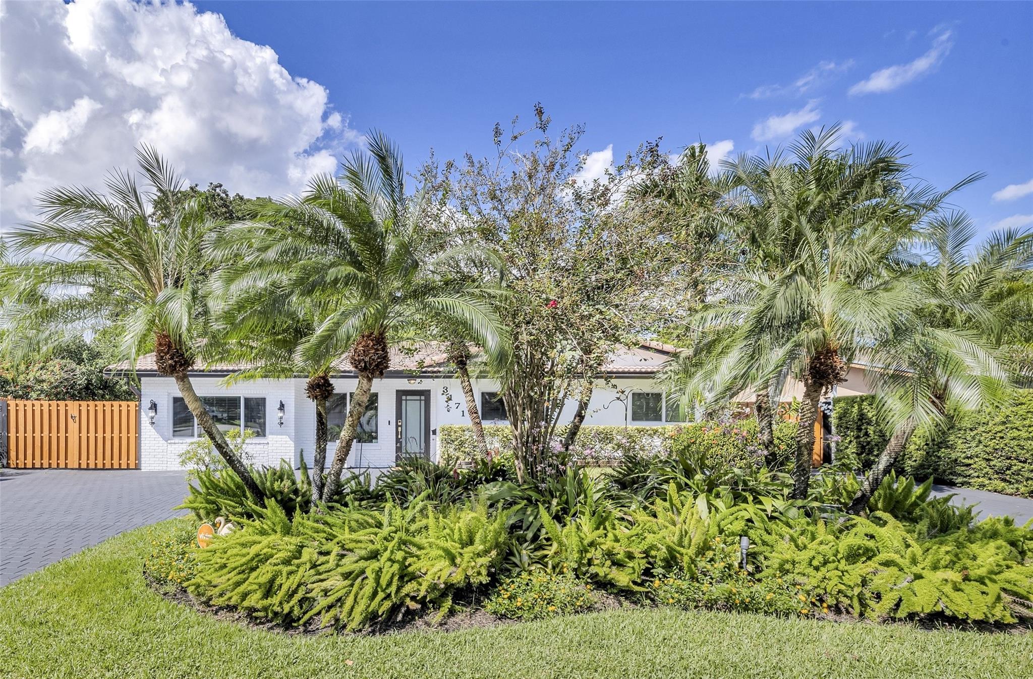 Palm Aire Village - Residential