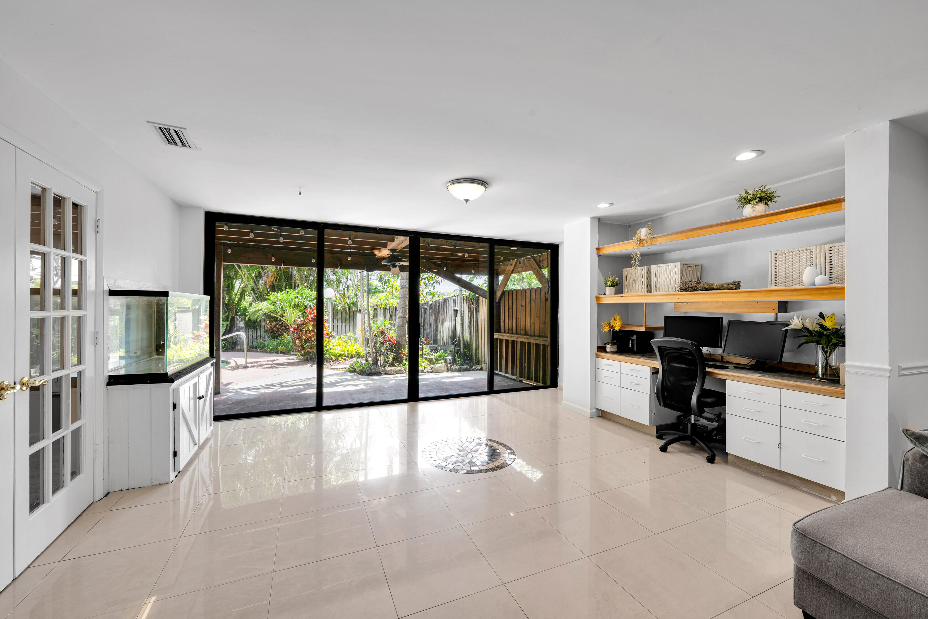 PINE SPRINGS 1 - Residential