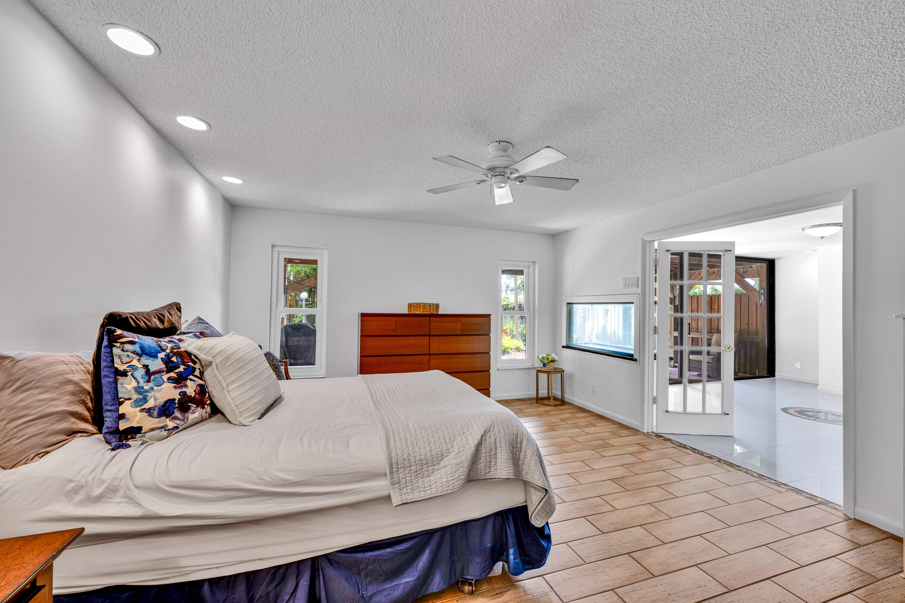 PINE SPRINGS 1 - Residential