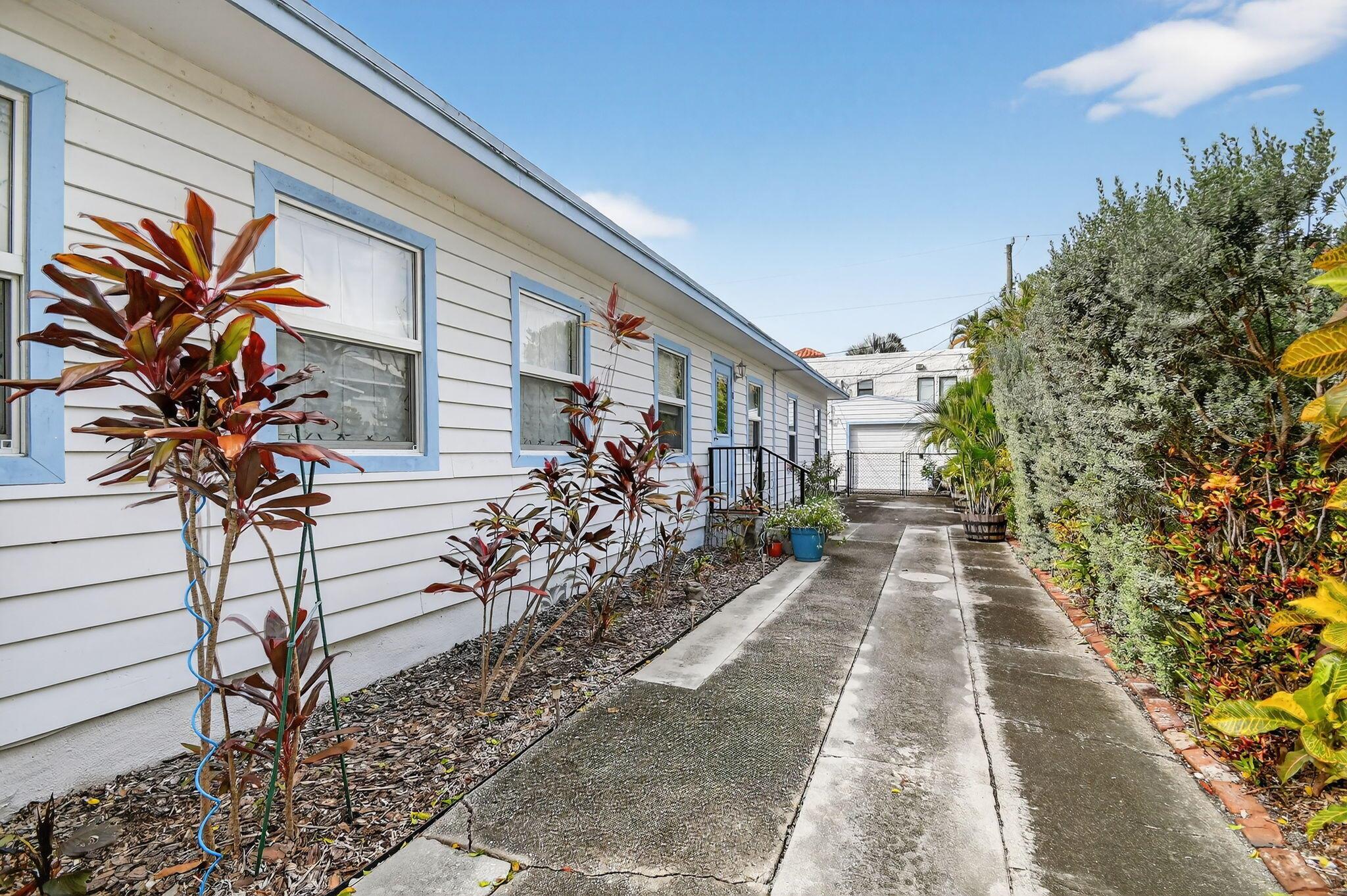 FLAMINGO PARK - Residential