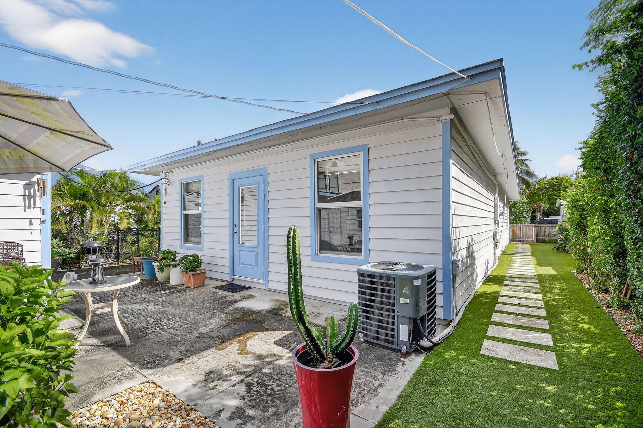 FLAMINGO PARK - Residential