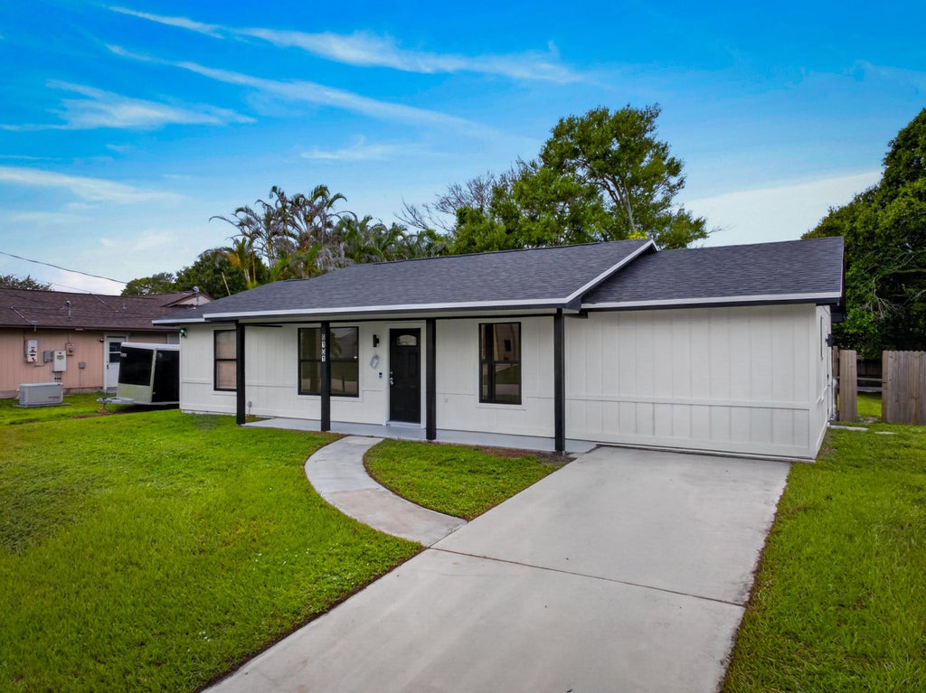 Photo of 6101 BALSAM Drive, Fort Pierce, FL 34982 (MLS # B26071369)
