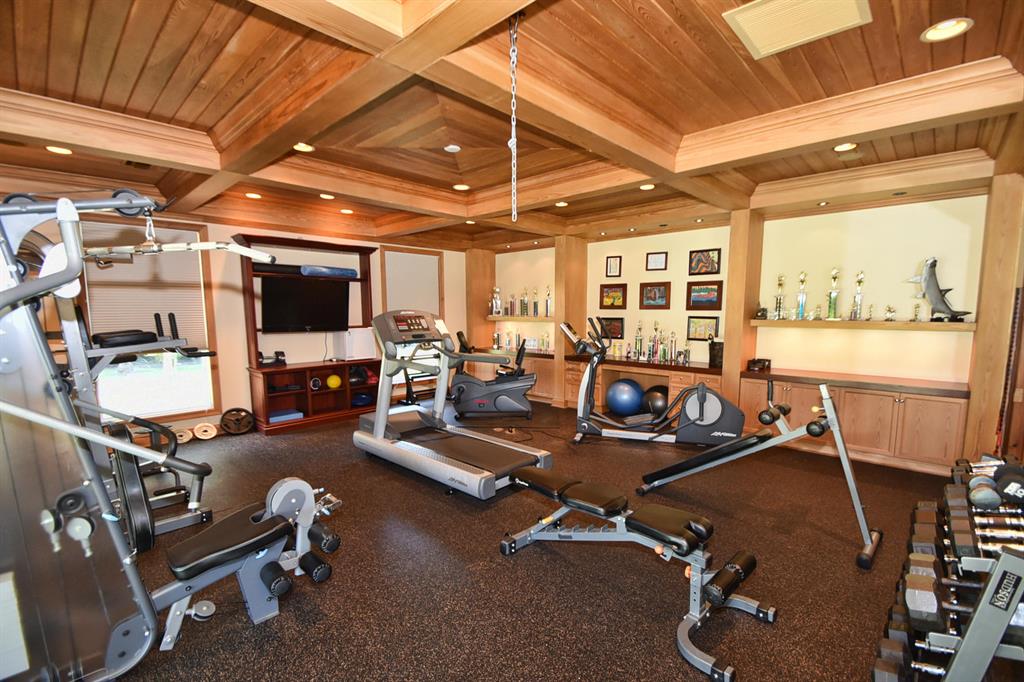 HORSESHOE ACRES - Residential