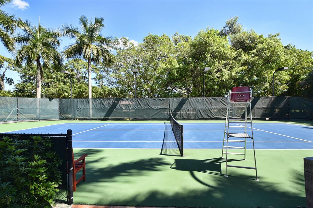 HORSESHOE ACRES - Residential