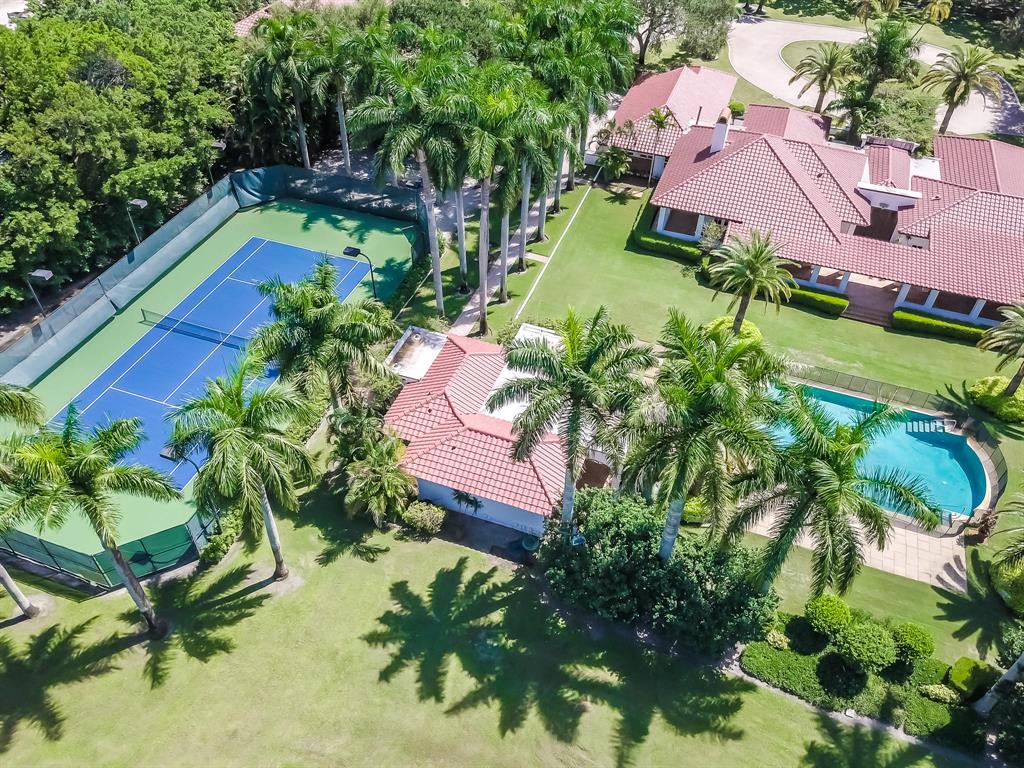 HORSESHOE ACRES - Residential