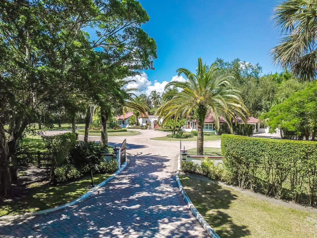 HORSESHOE ACRES - Residential