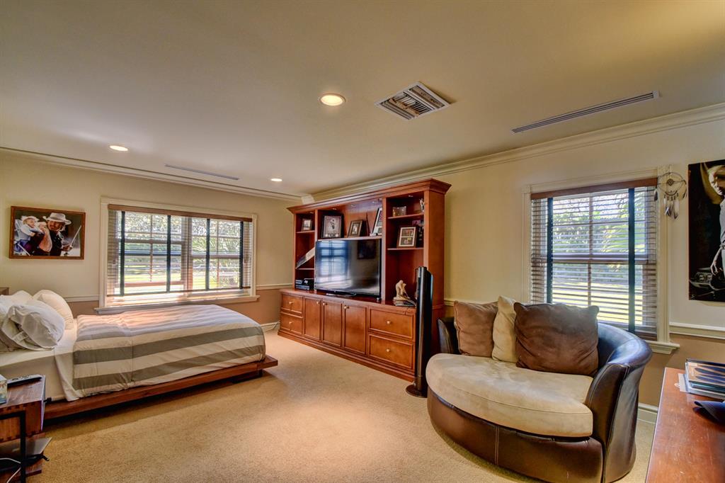 HORSESHOE ACRES - Residential