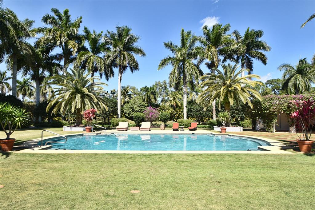 HORSESHOE ACRES - Residential