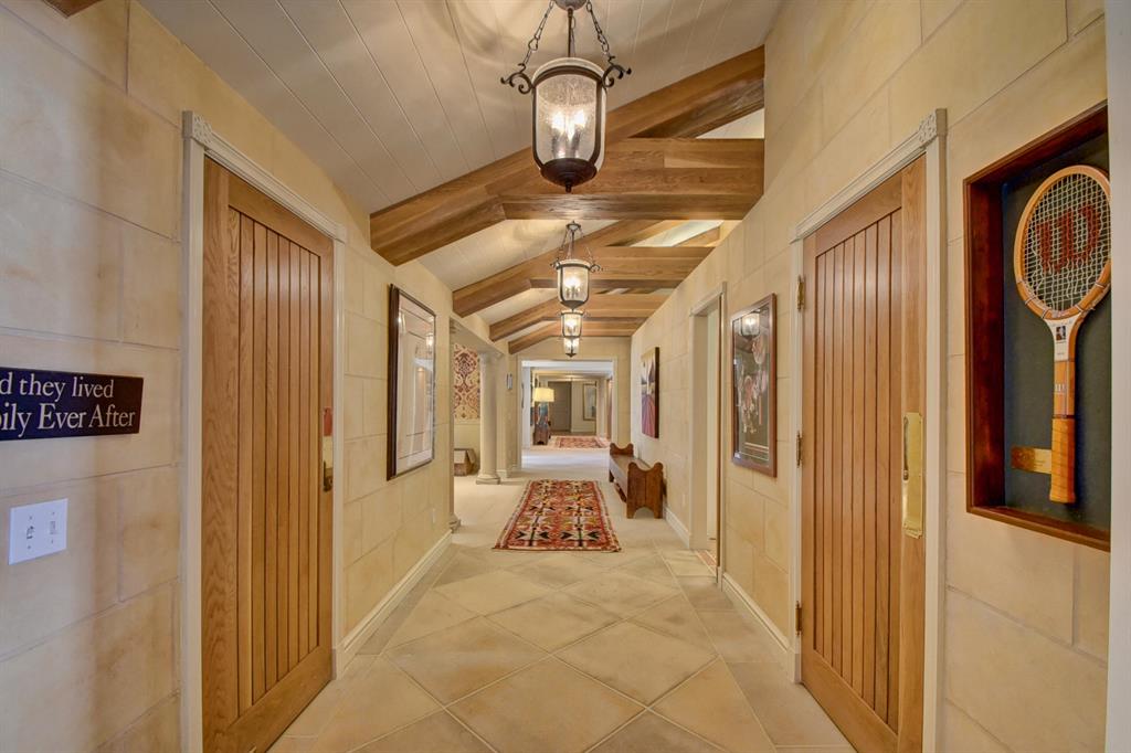 HORSESHOE ACRES - Residential