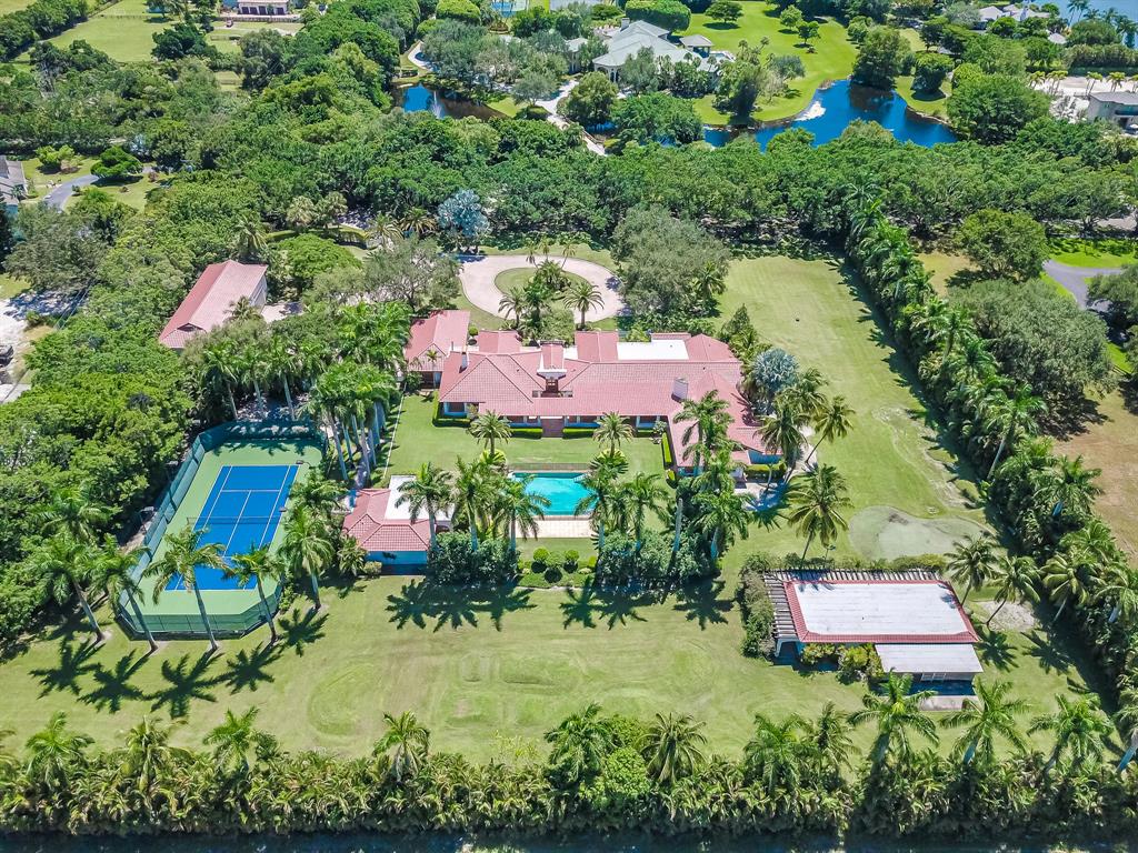 HORSESHOE ACRES - Residential