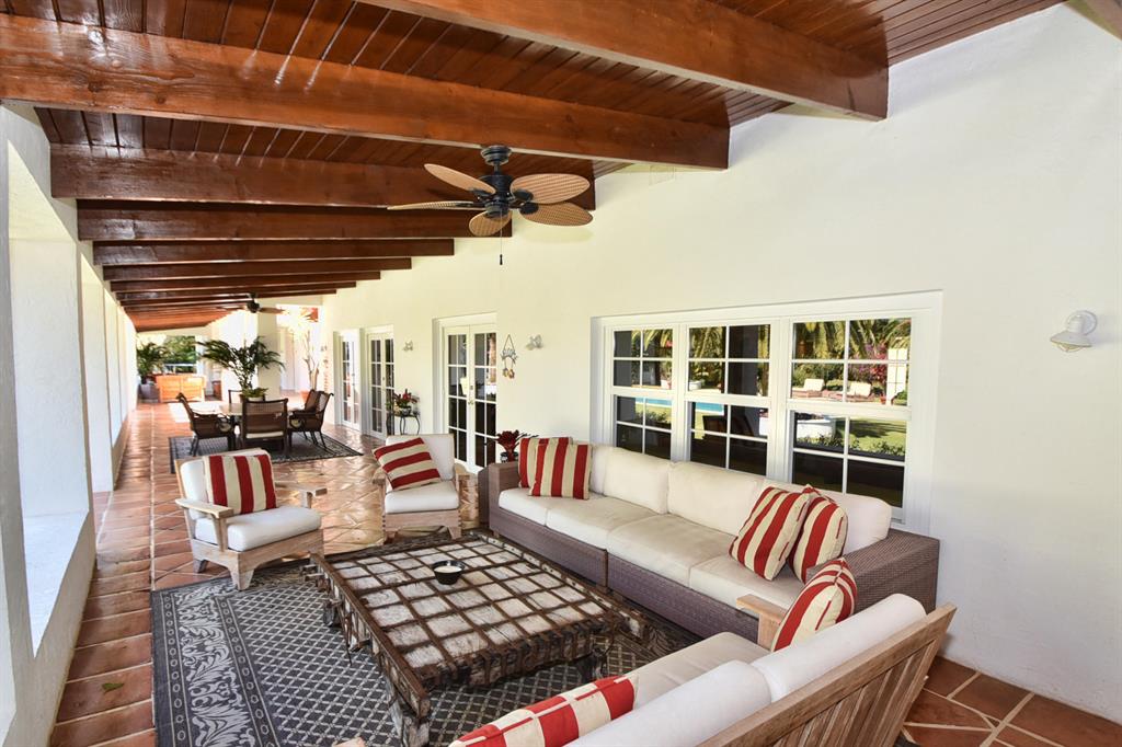 HORSESHOE ACRES - Residential