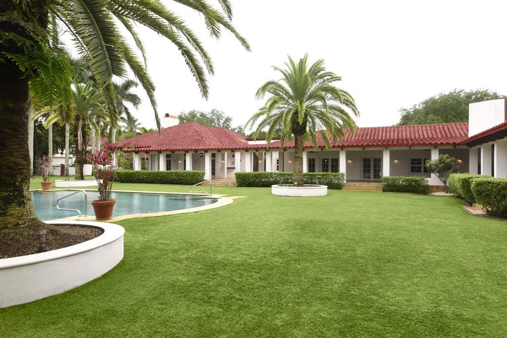 HORSESHOE ACRES - Residential