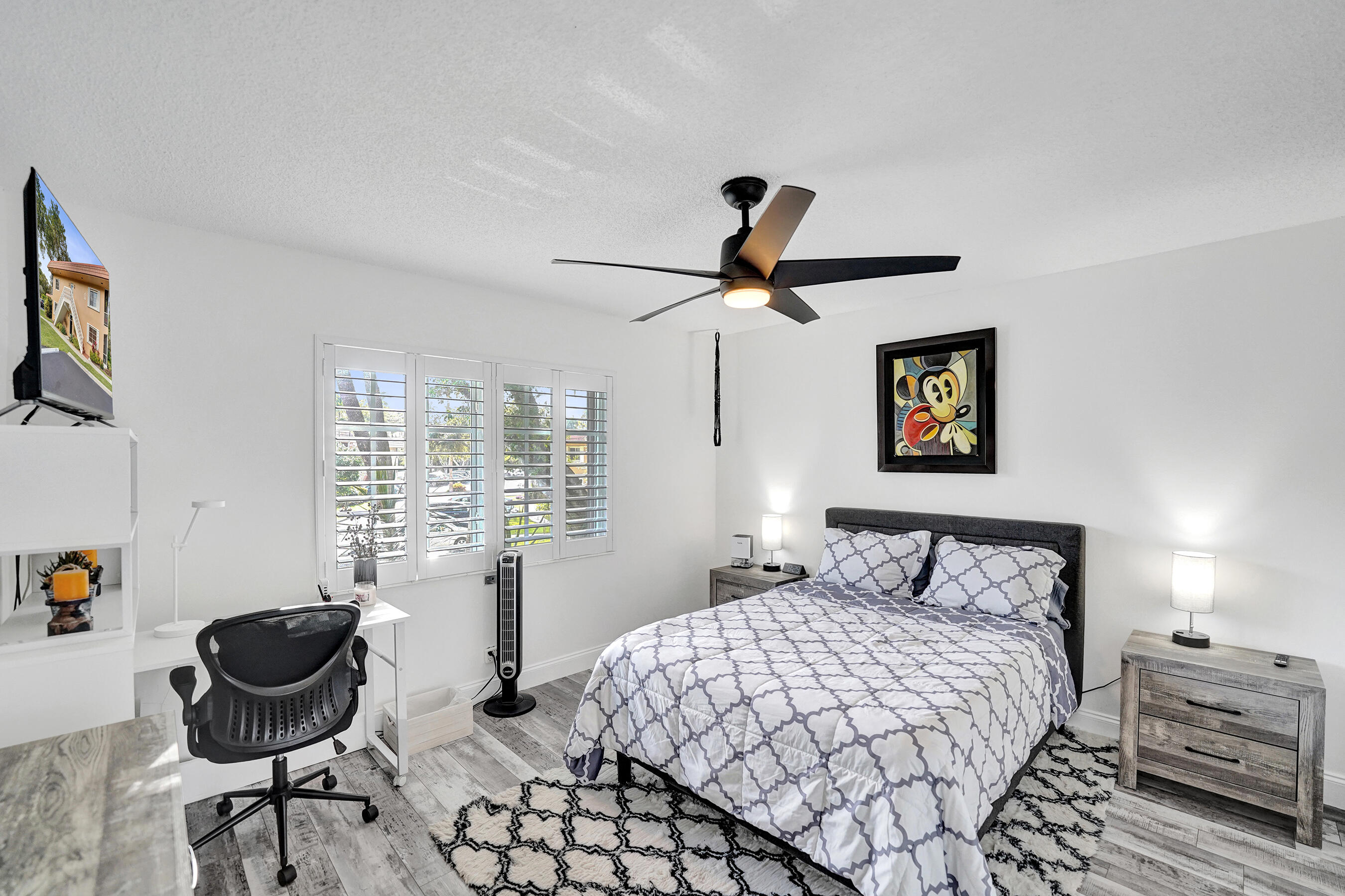 MANOR GROVE VILLAGE FOUR CONDO - Residential