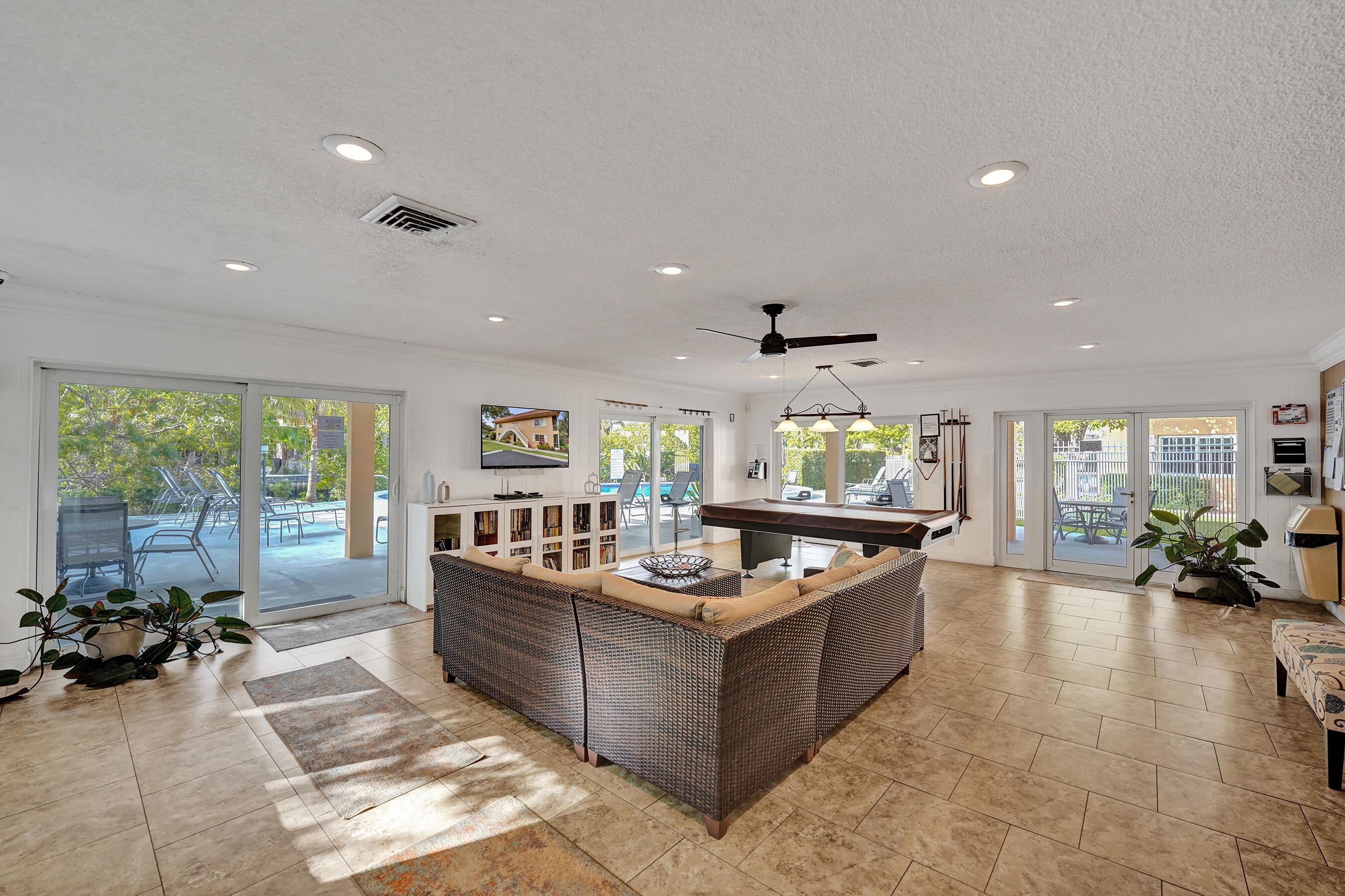 MANOR GROVE VILLAGE FOUR CONDO - Residential