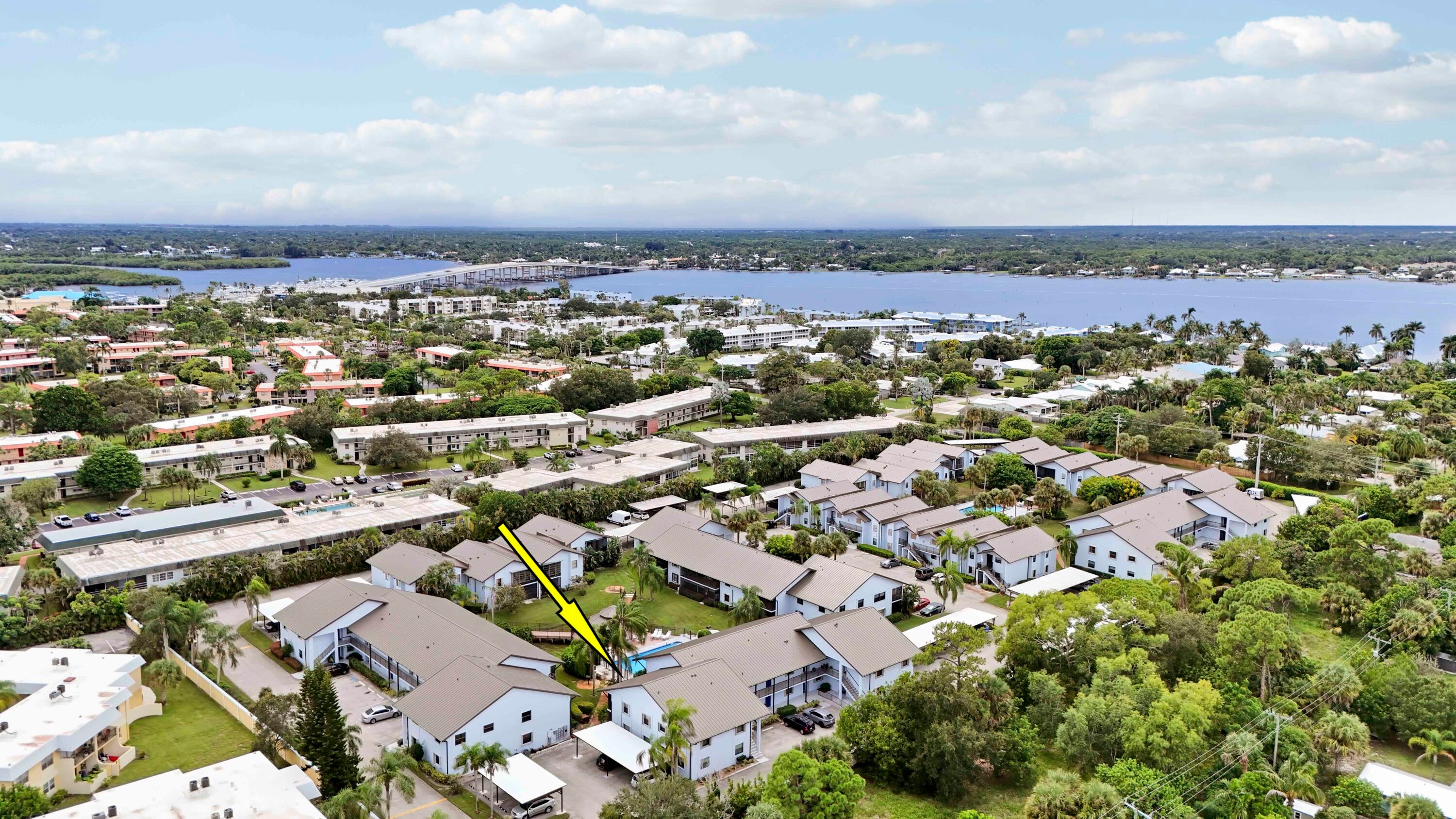 1871 SW PALM CITY Road G402, Stuart, FL, 34994/$329,000 2 1871 SW PALM CITY Road G402