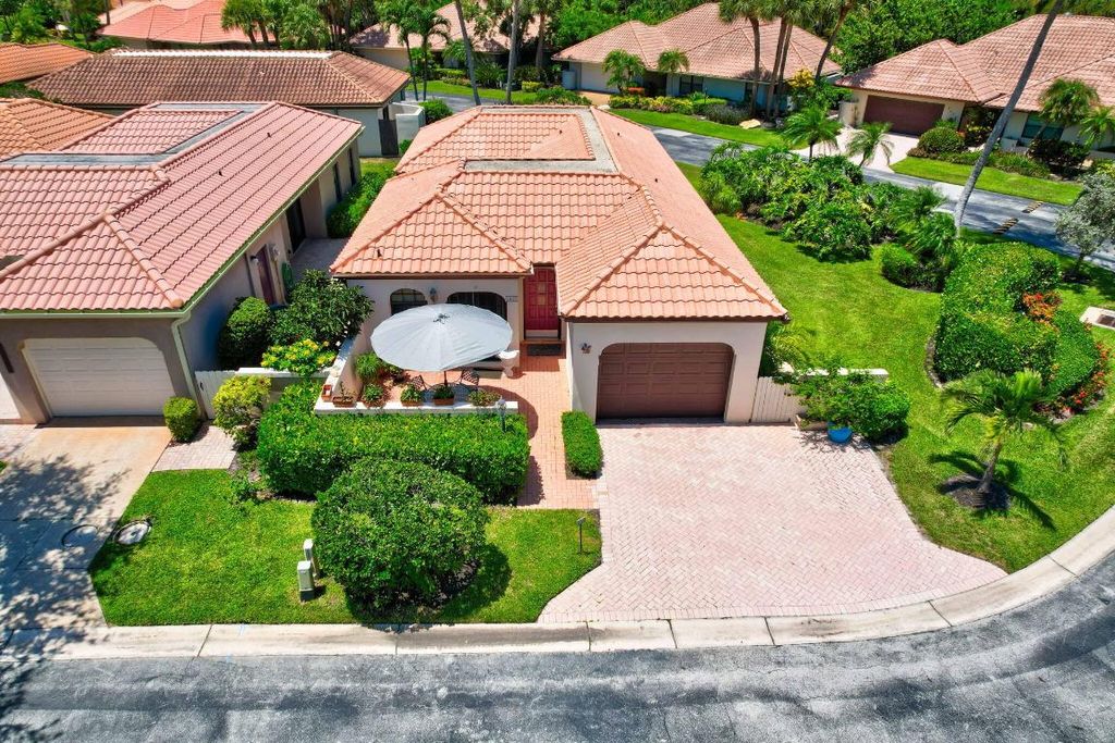 Photo of 1477 Via De La Palma, Jupiter, FL 33477 (MLS # R10993509)