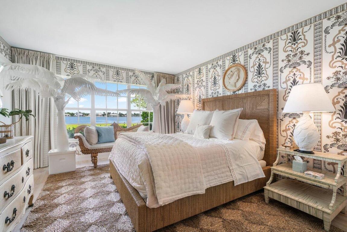 VILLA SEREIN OF IBIS ISLE CONDO - Residential