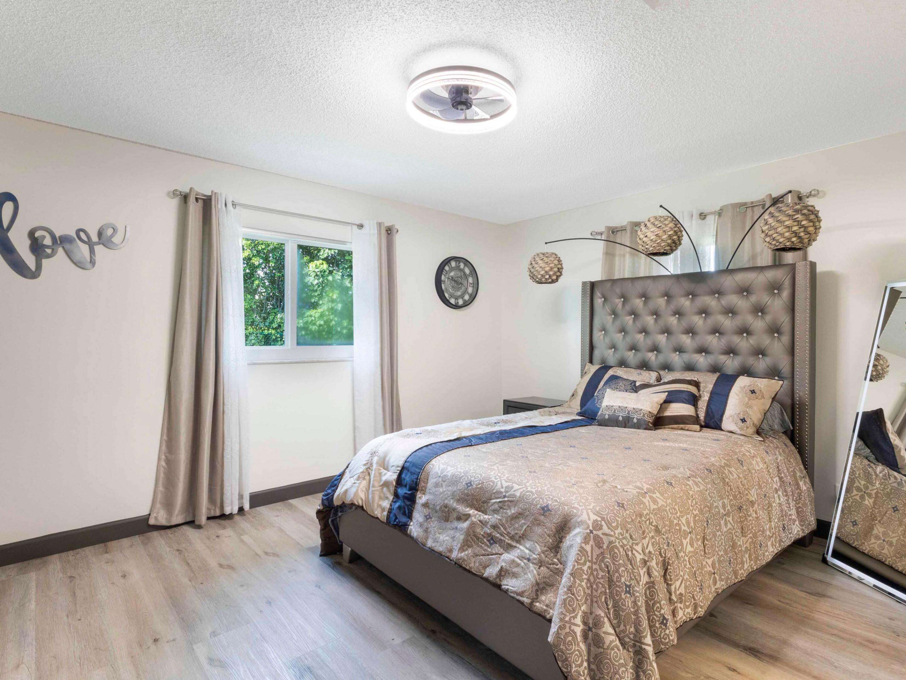 WHISPER WALK - Residential