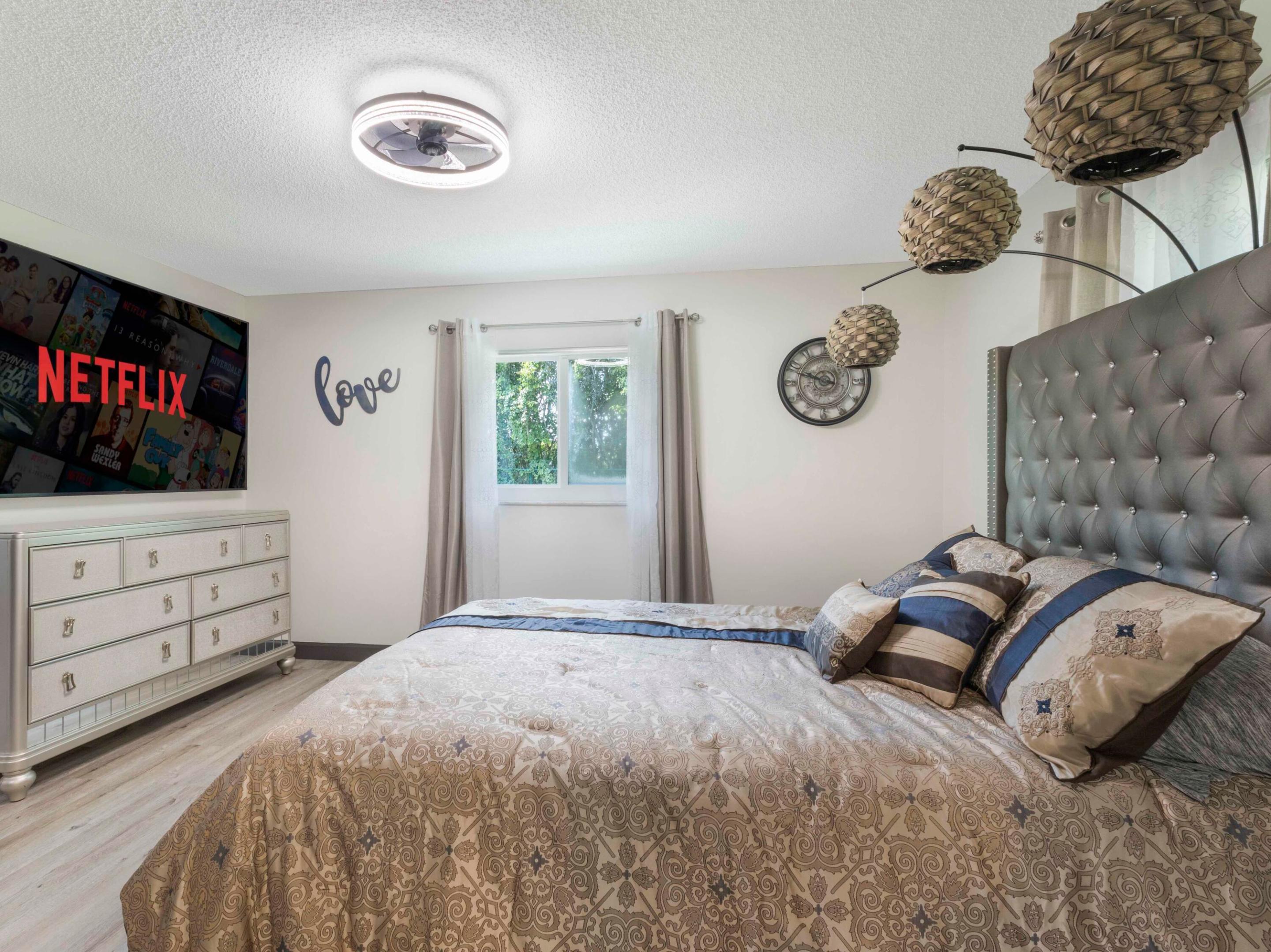 WHISPER WALK - Residential