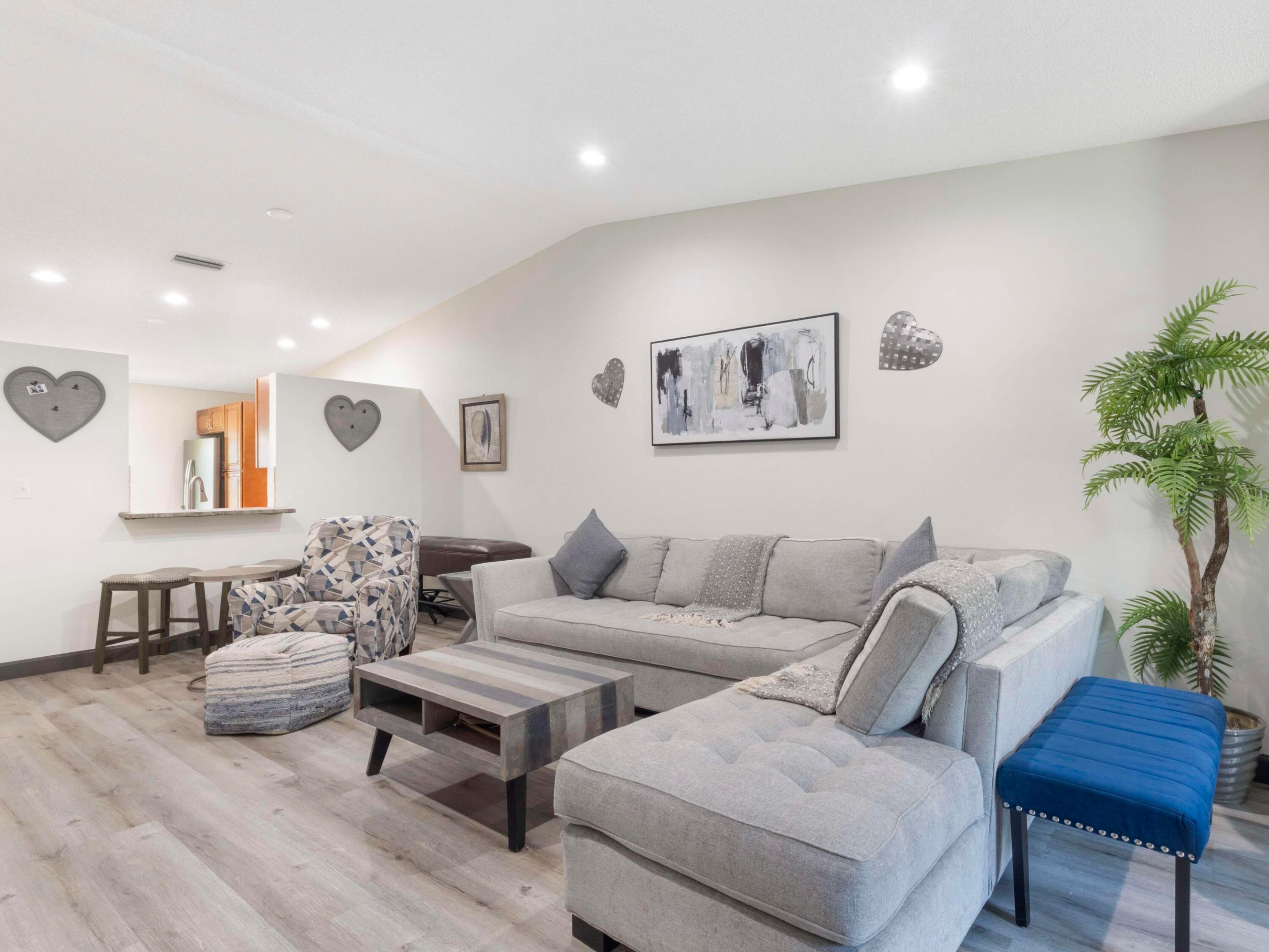 WHISPER WALK - Residential