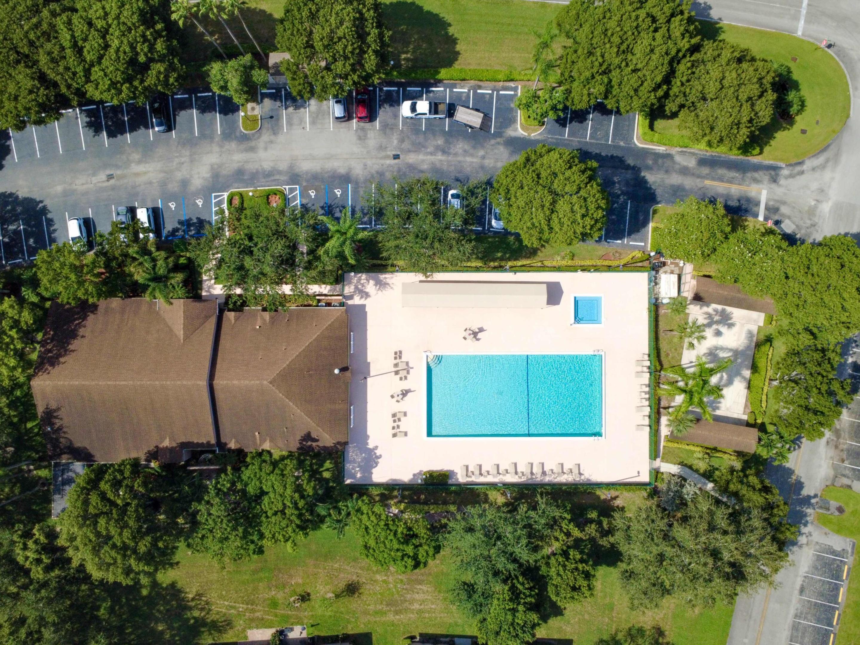 WHISPER WALK - Residential