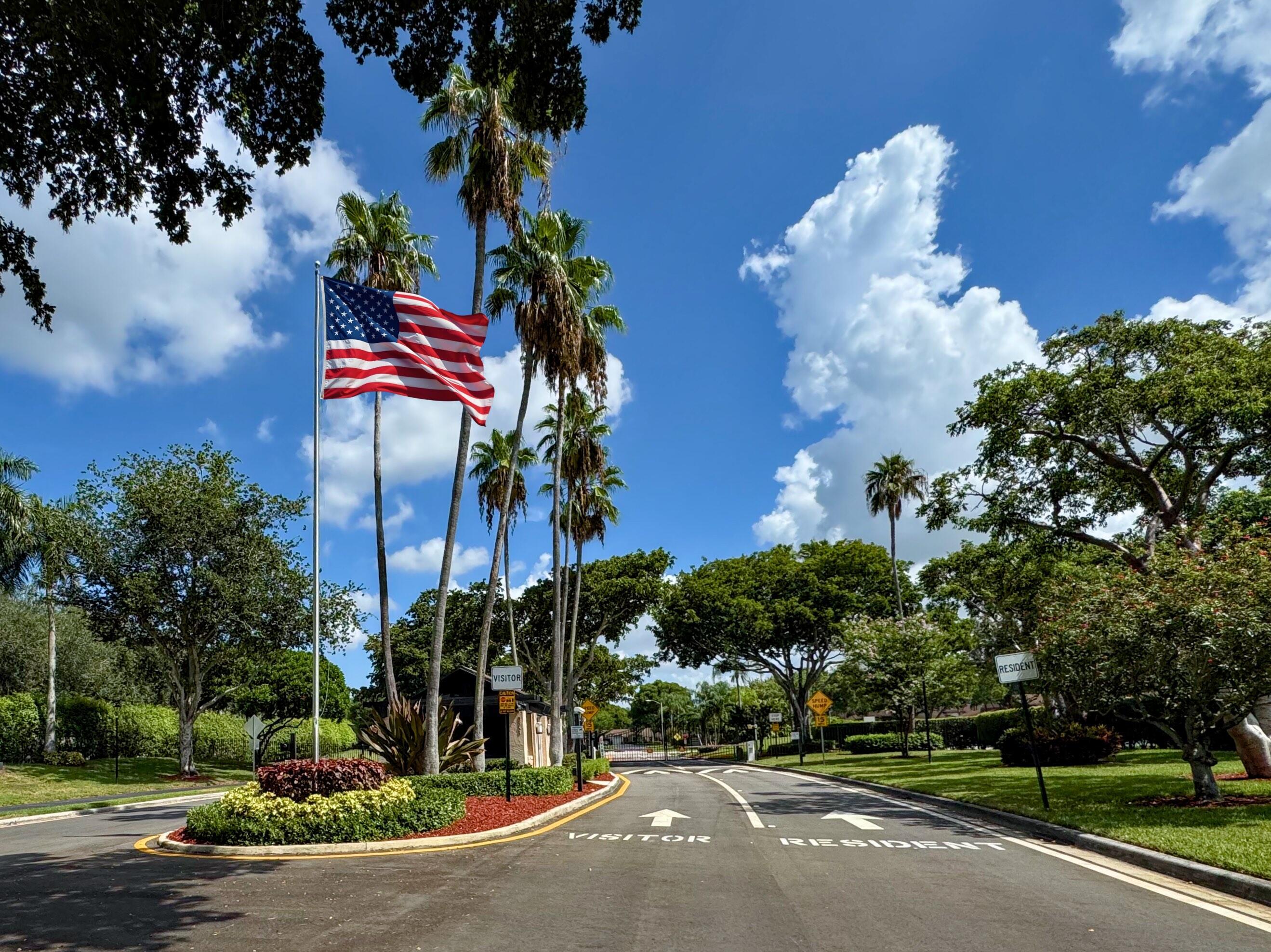 WHISPER WALK - Residential