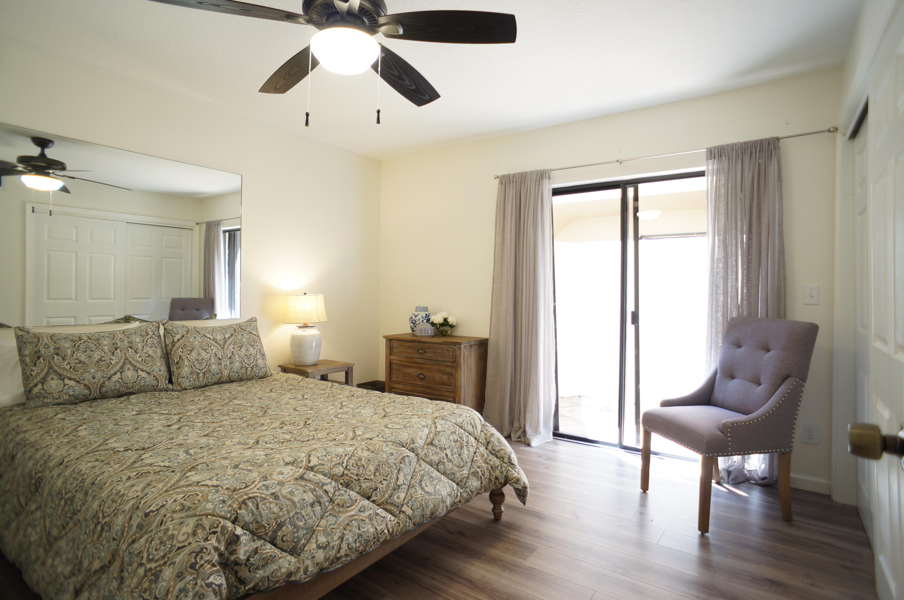 FAIRWAYS AT BOCA GOLF & TENNIS CONDO - Residential