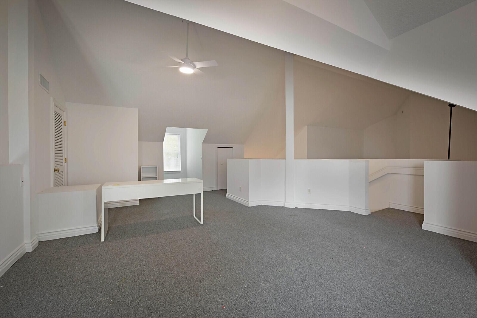 LOXAHATCHEE GROVES - Residential