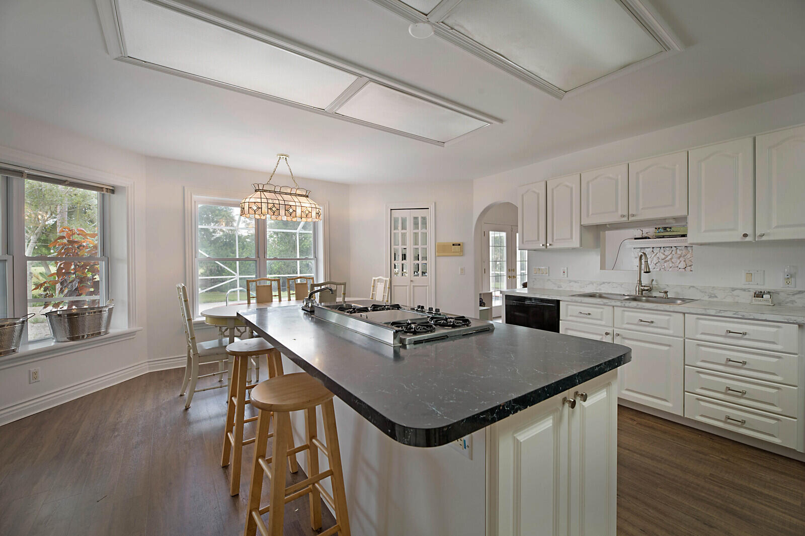 LOXAHATCHEE GROVES - Residential