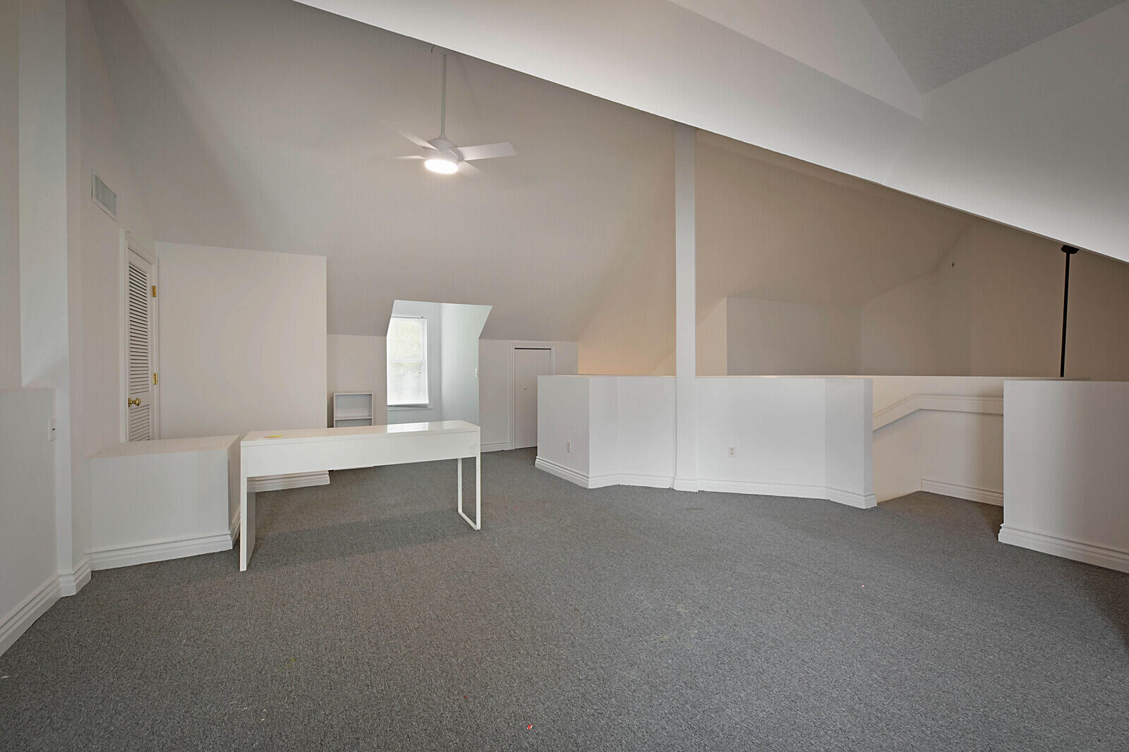 LOXAHATCHEE GROVES - Residential