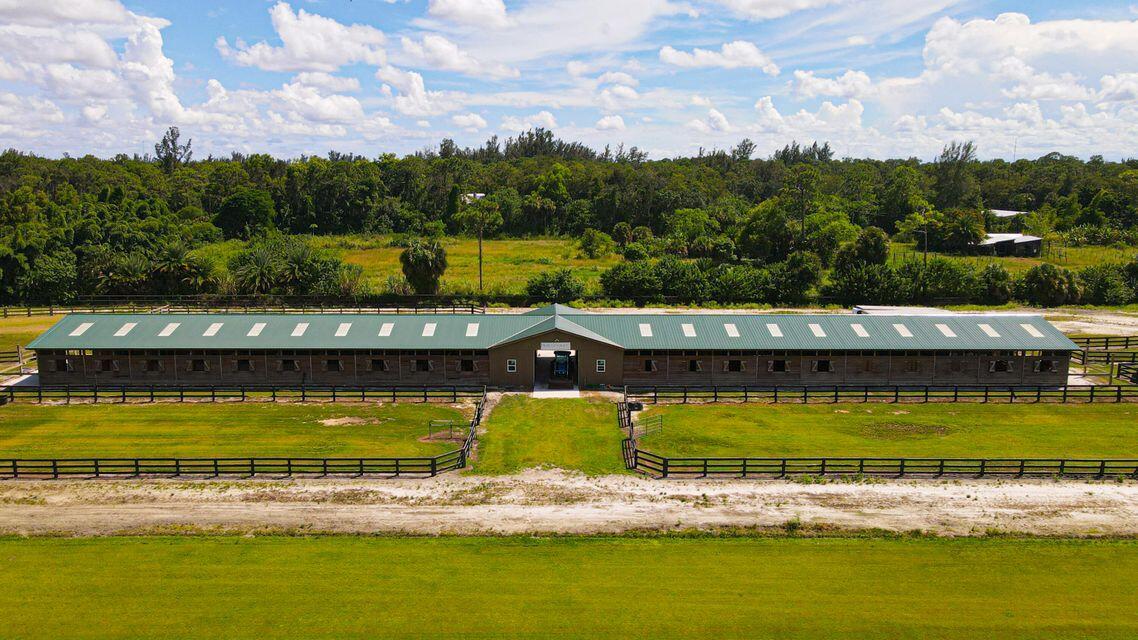 LOXAHATCHEE GROVES - Residential